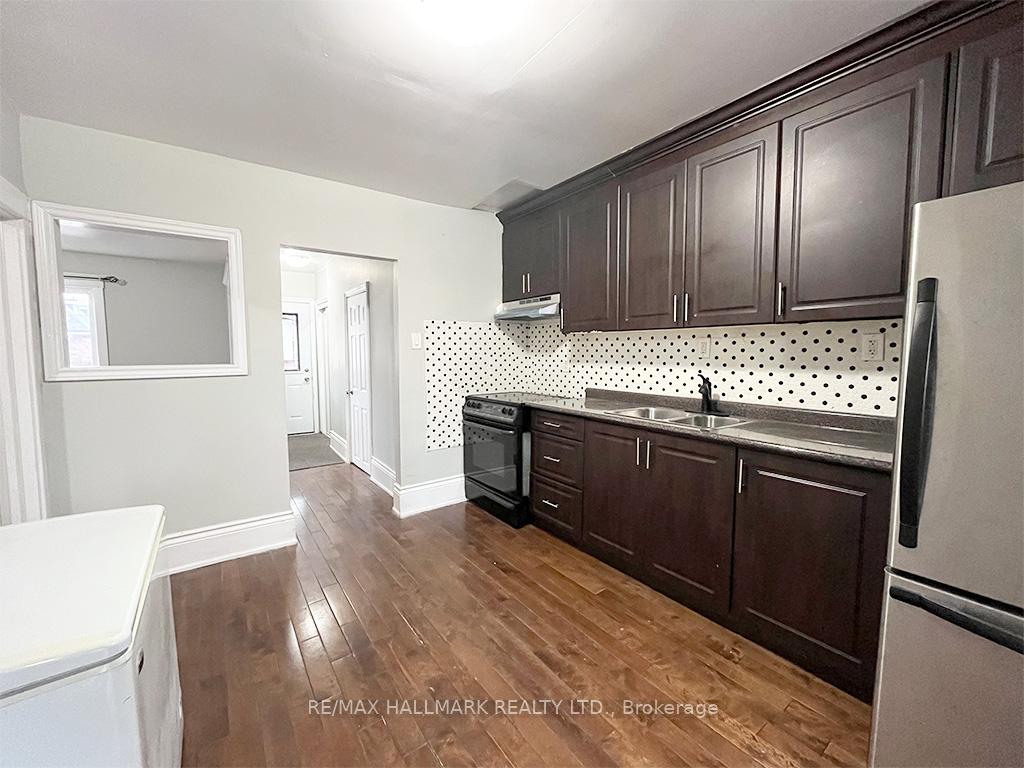 Photo 17 of 67 Claremore Avenue, Scarborough, Birchcliffe-Cliffside — HOMEH