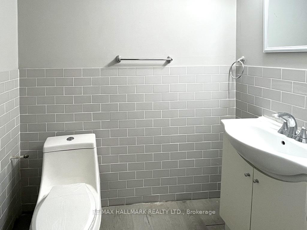 Photo 19 of 67 Claremore Avenue, Scarborough, Birchcliffe-Cliffside — HOMEH