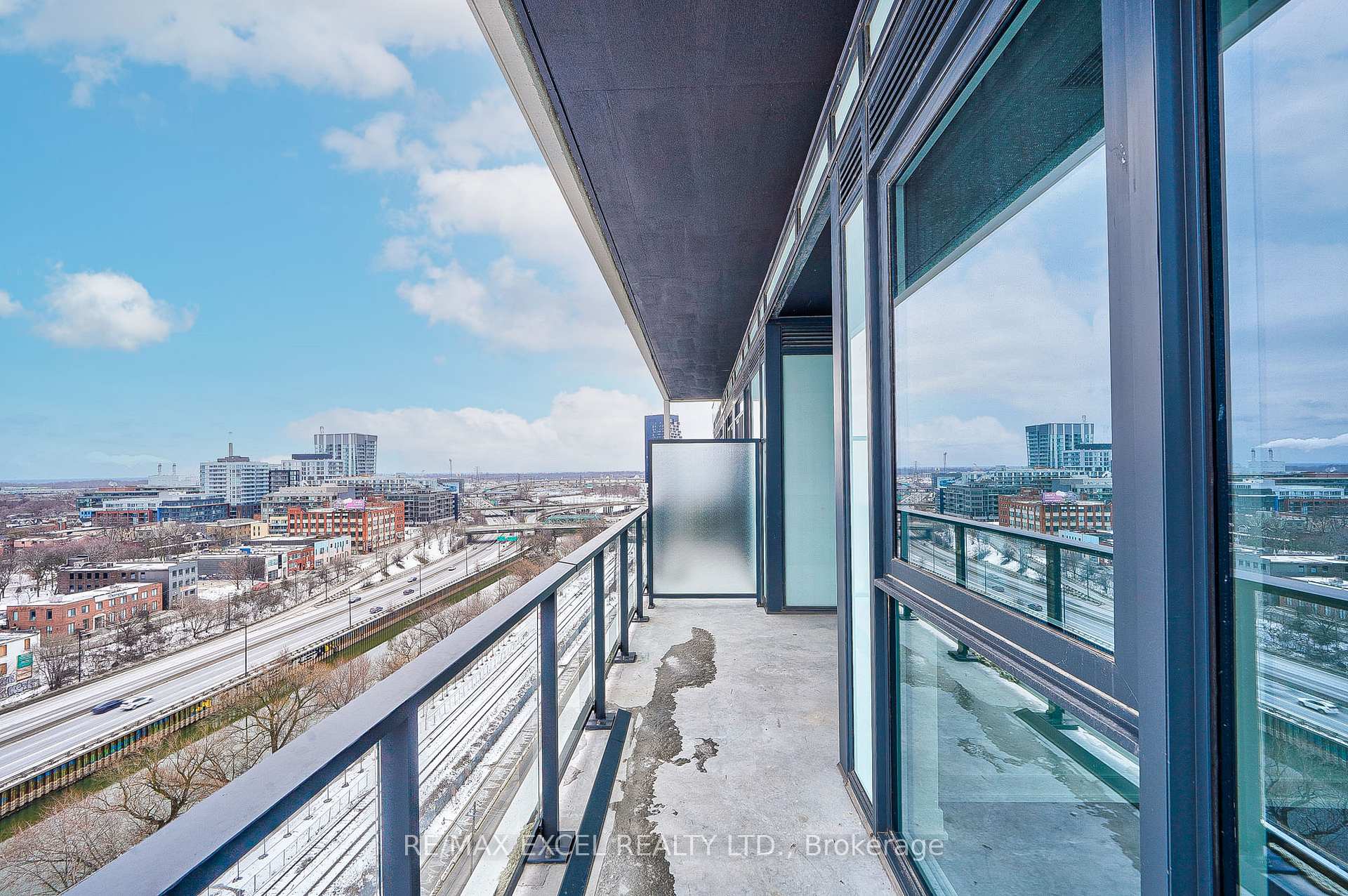 Photo 38 of Unit 1105, 5 Defries Street, Toronto, Regent Park — HOMEH