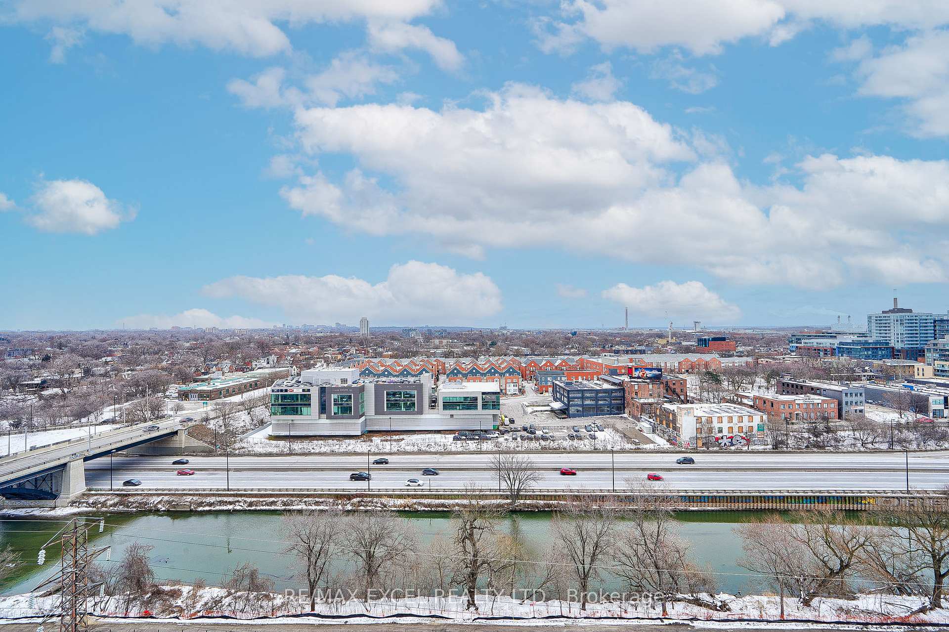 Photo 39 of Unit 1105, 5 Defries Street, Toronto, Regent Park — HOMEH
