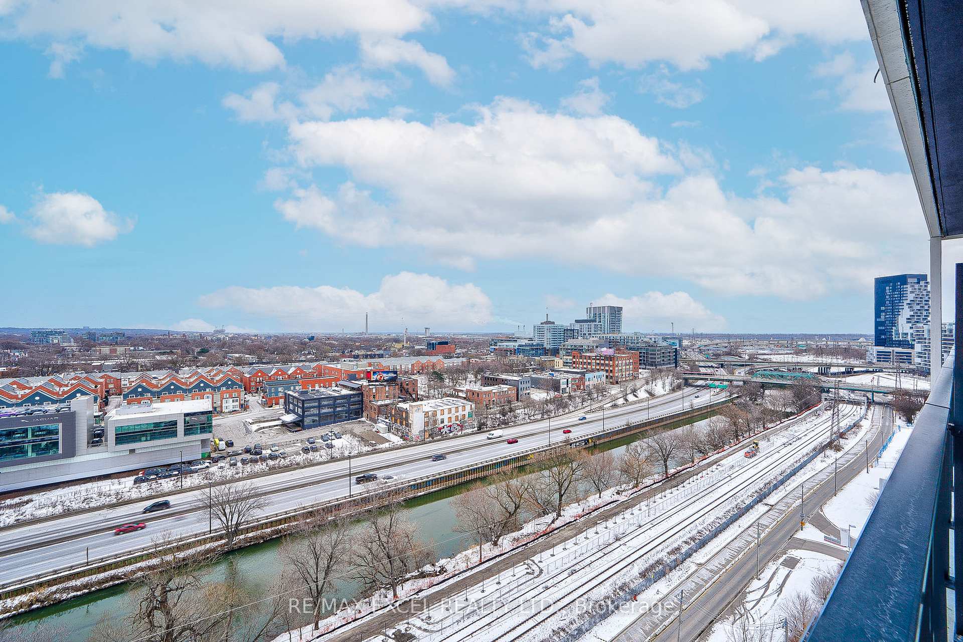 Photo 40 of Unit 1105, 5 Defries Street, Toronto, Regent Park — HOMEH