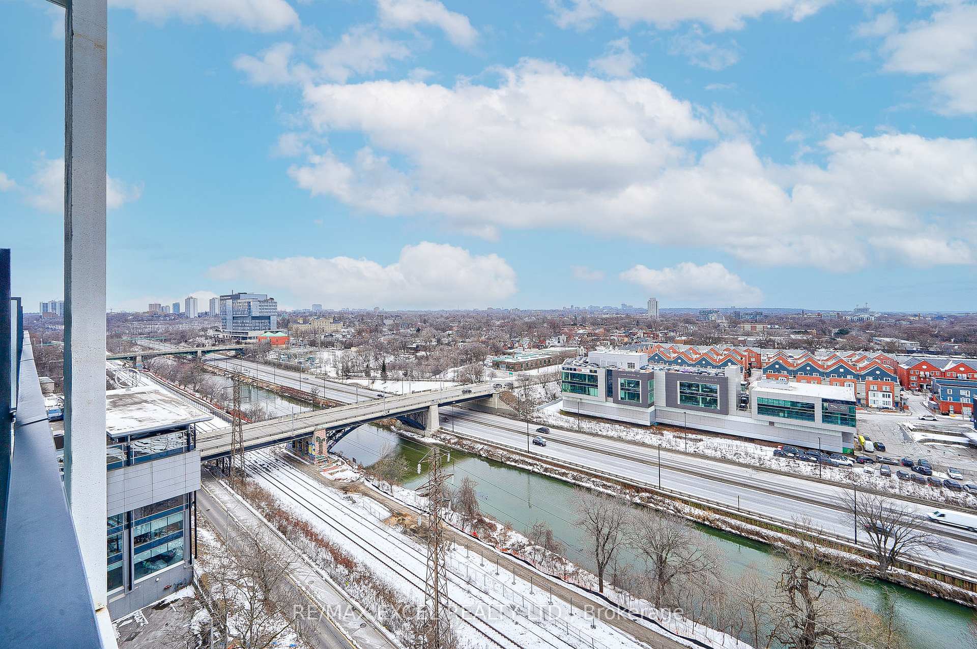 Photo 41 of Unit 1105, 5 Defries Street, Toronto, Regent Park — HOMEH