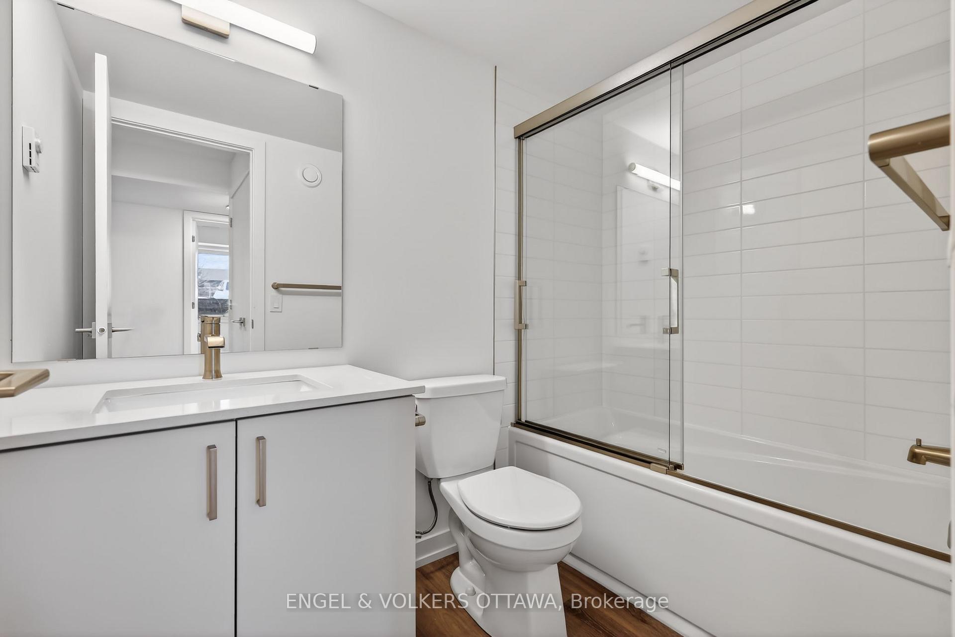 Photo 24 of 132 Stardust Private, Ottawa, Leitrim — HOMEH