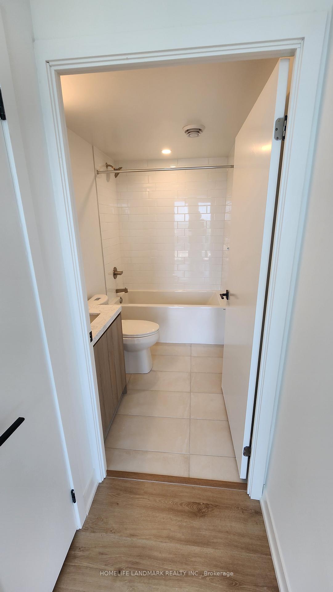 Photo 7 of Unit 4010, 319 Jarvis Street, Toronto, Moss Park — HOMEH