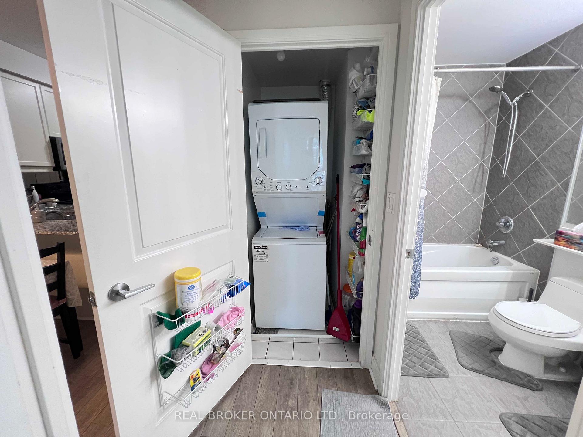 Photo 9 of Unit 707, 90 Absolute Avenue, Mississauga, City Centre — HOMEH