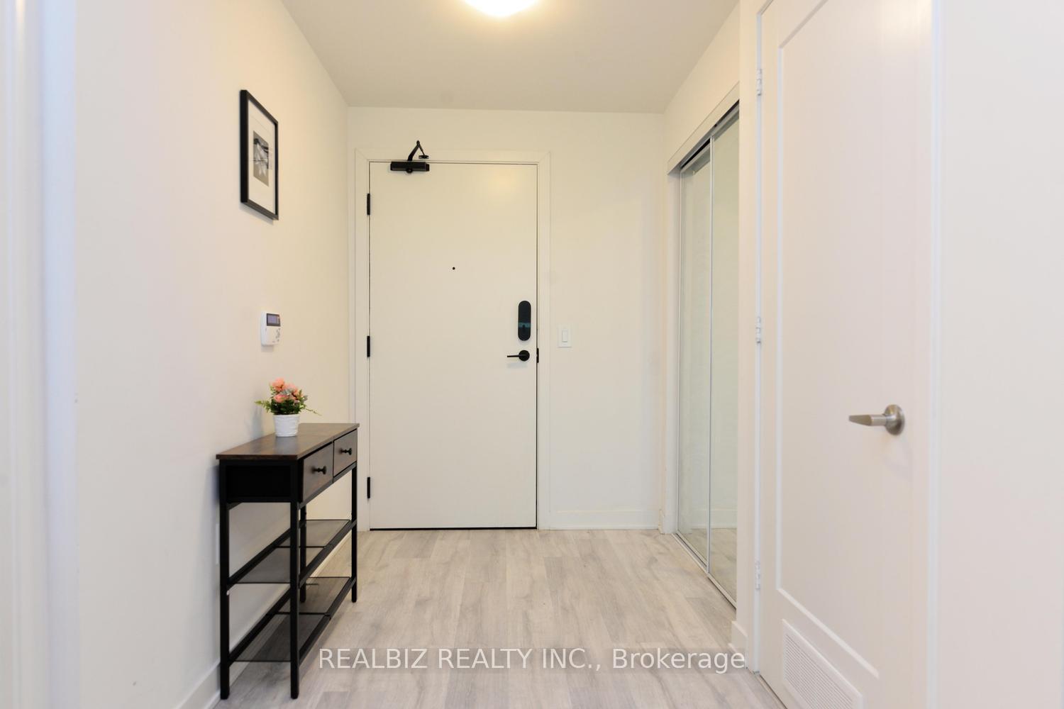 Photo 6 of Unit 1233, 70 Princess Street, Toronto, Waterfront Communities — HOMEH