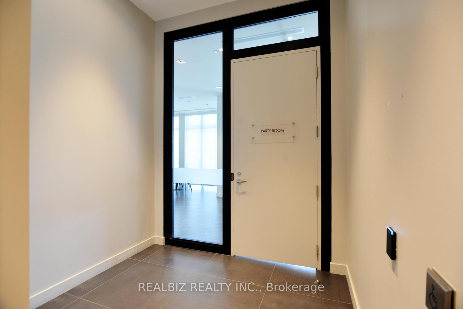 Photo 34 of Unit 1233, 70 Princess Street, Toronto, Waterfront Communities — HOMEH