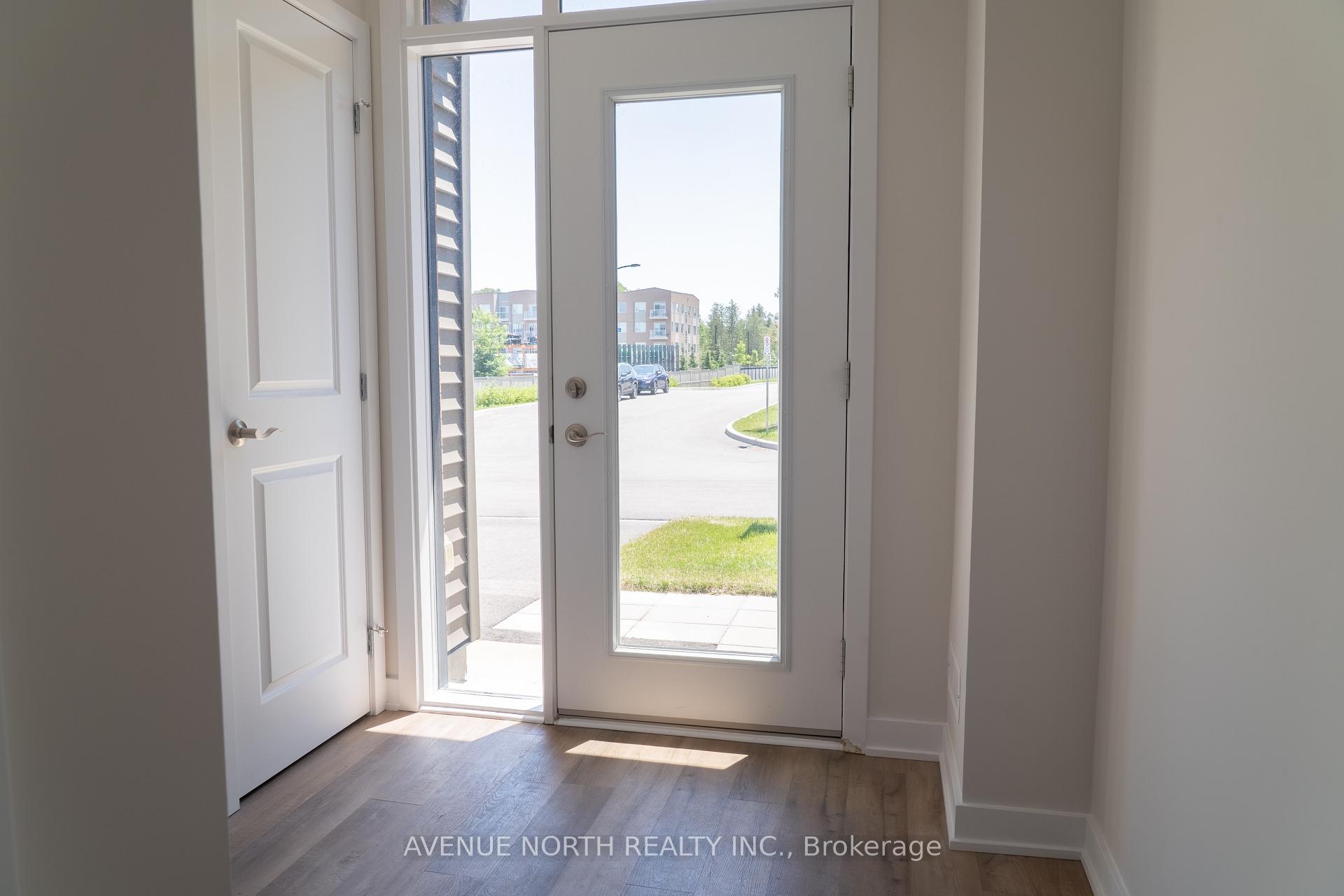 Photo 2 of 650 Corporal Private, Ottawa, Blossom Park/Kemp Park/Findlay Creek — HOMEH
