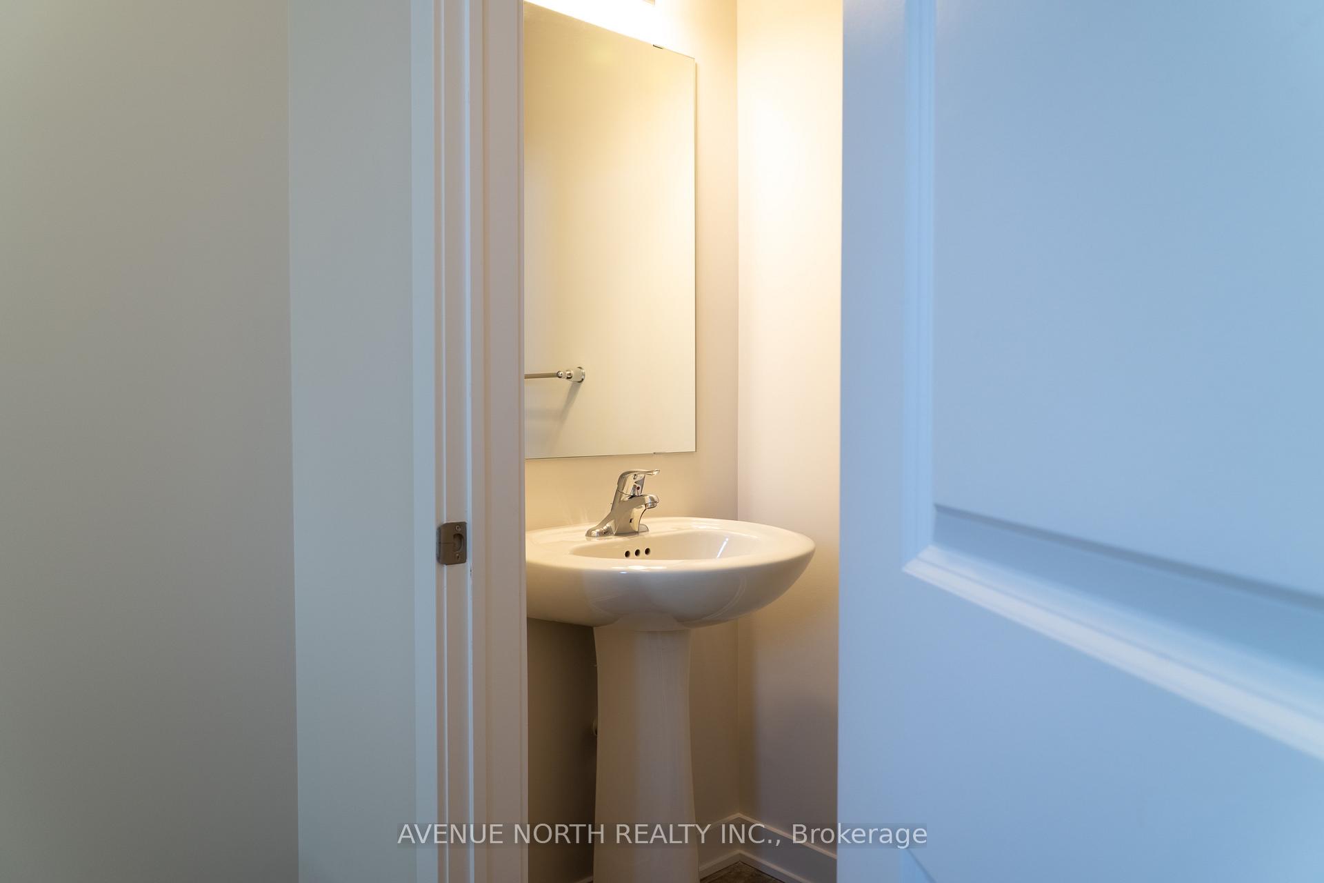 Photo 5 of 650 Corporal Private, Ottawa, Blossom Park/Kemp Park/Findlay Creek — HOMEH