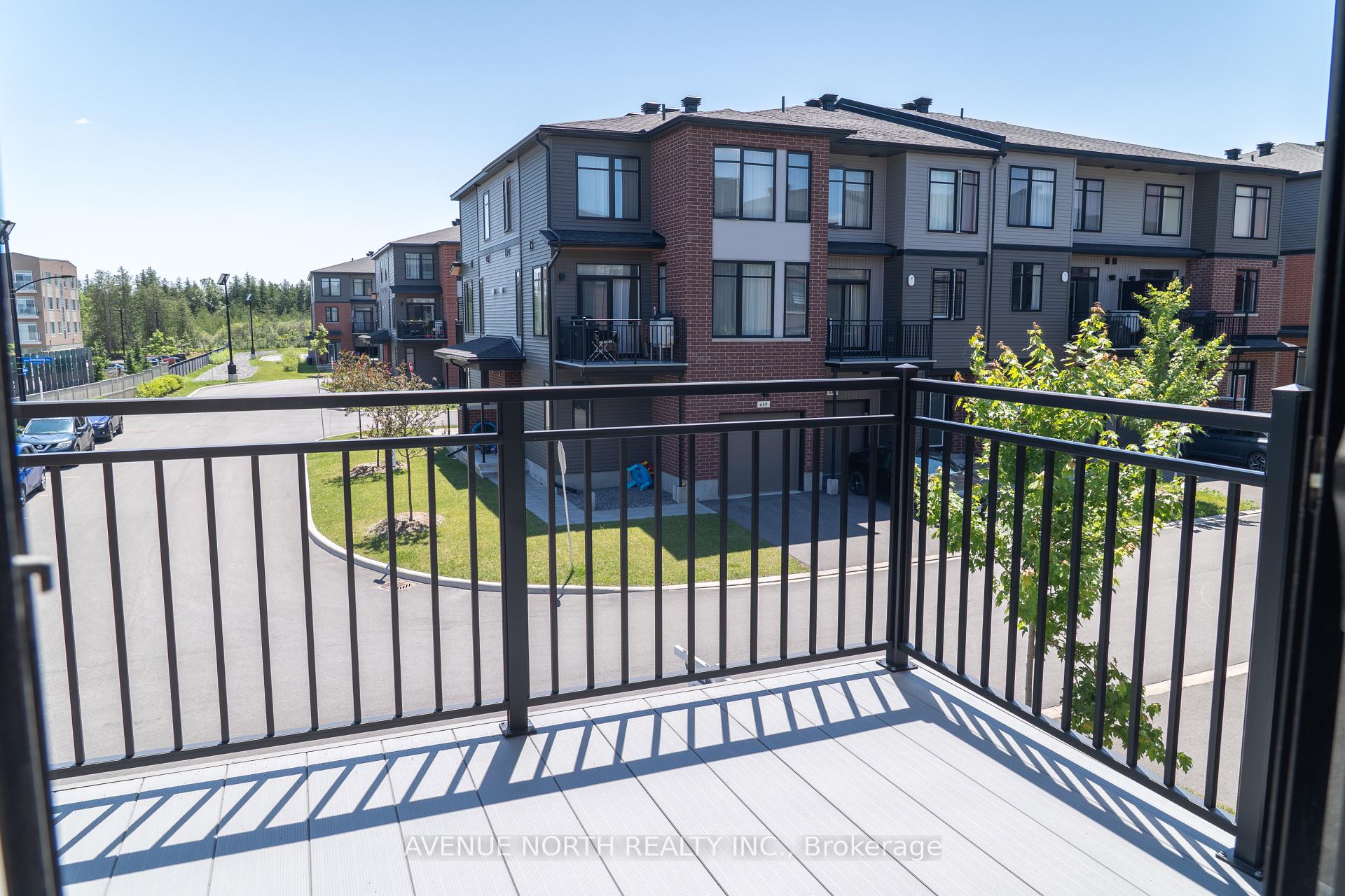 Photo 14 of 650 Corporal Private, Ottawa, Blossom Park/Kemp Park/Findlay Creek — HOMEH