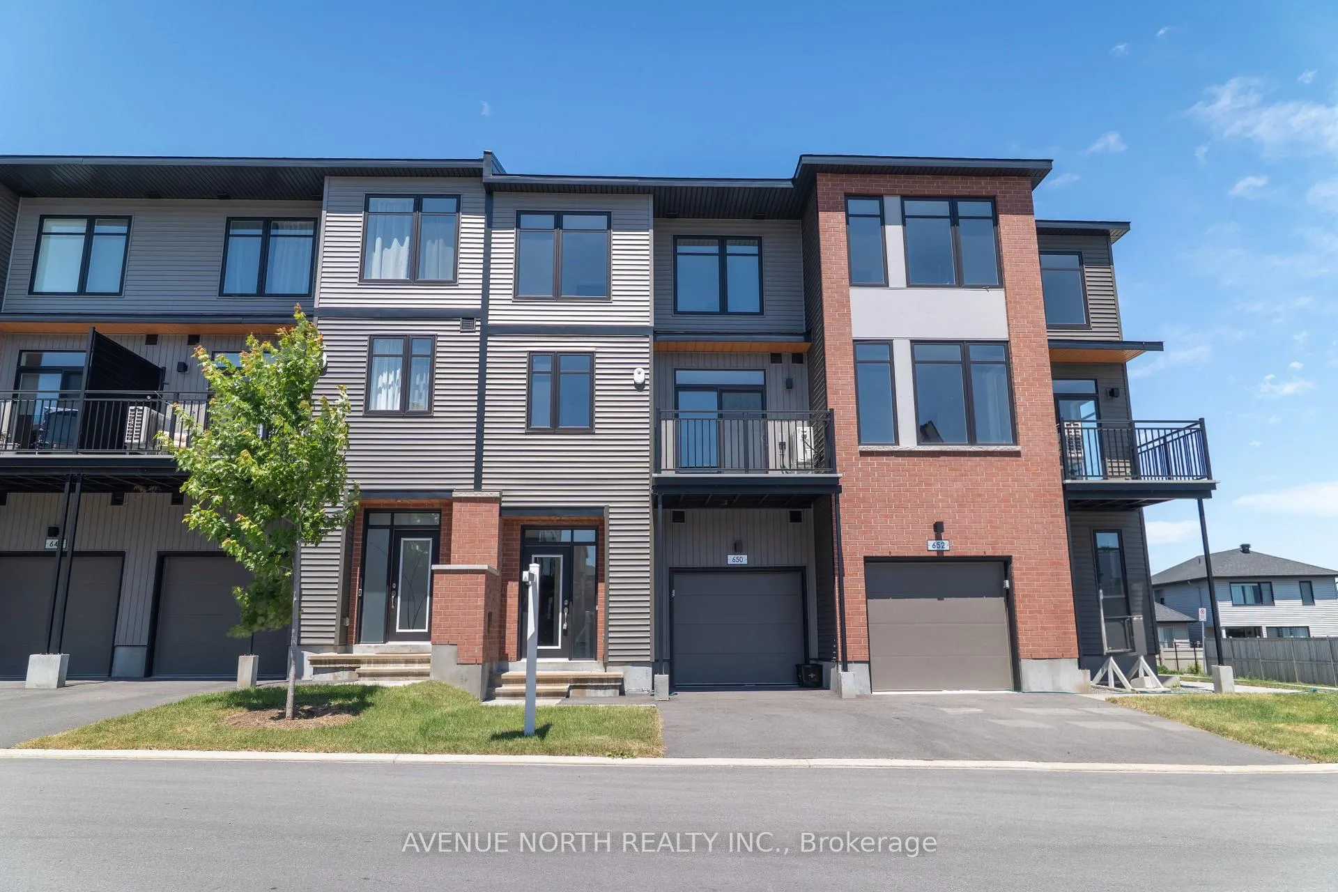 Photo 1 of 650 Corporal Private, Ottawa, Blossom Park/Kemp Park/Findlay Creek — HOMEH