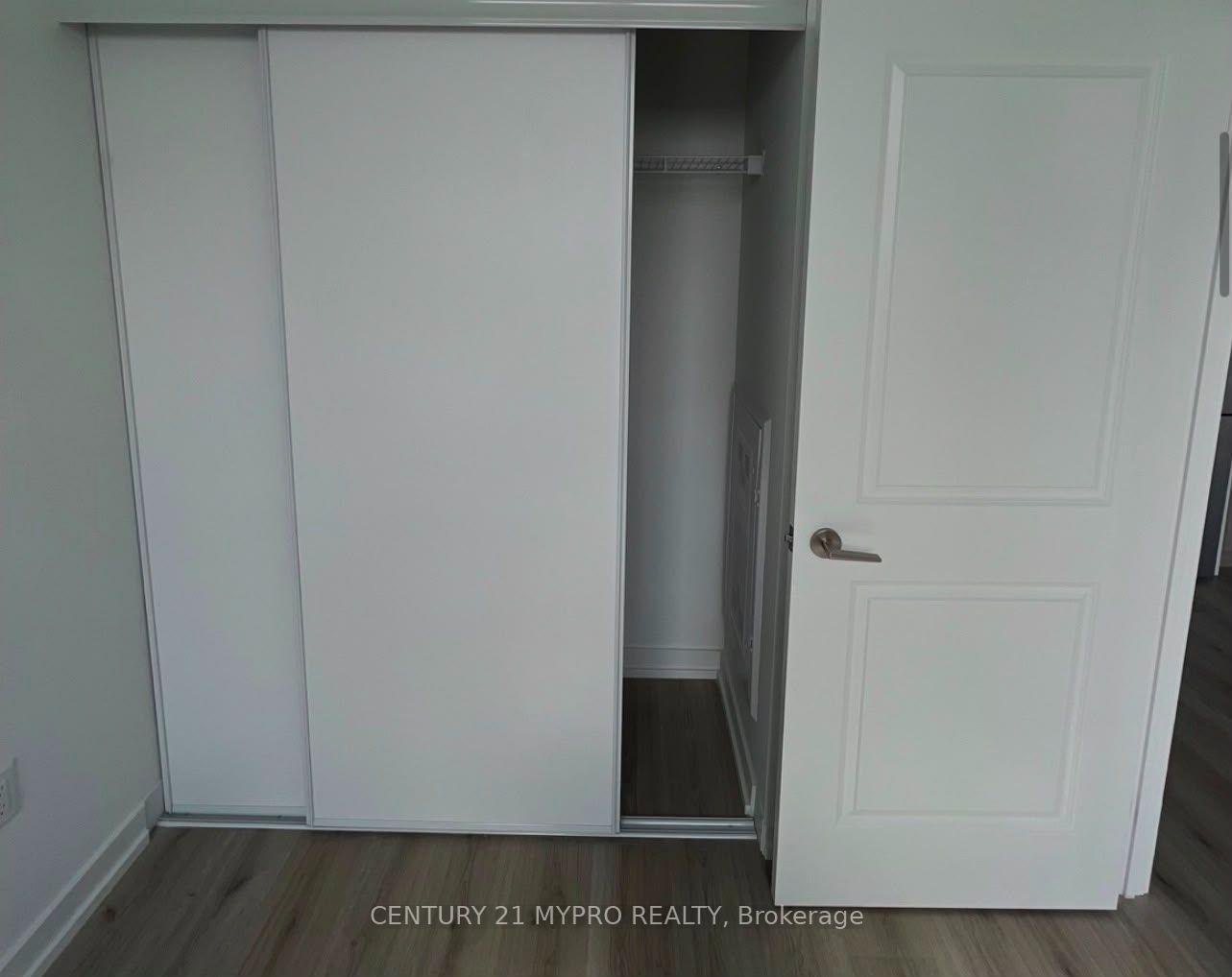 Photo 5 of Unit 2008, 395 Bloor Street E, Toronto, North St. James Town — HOMEH