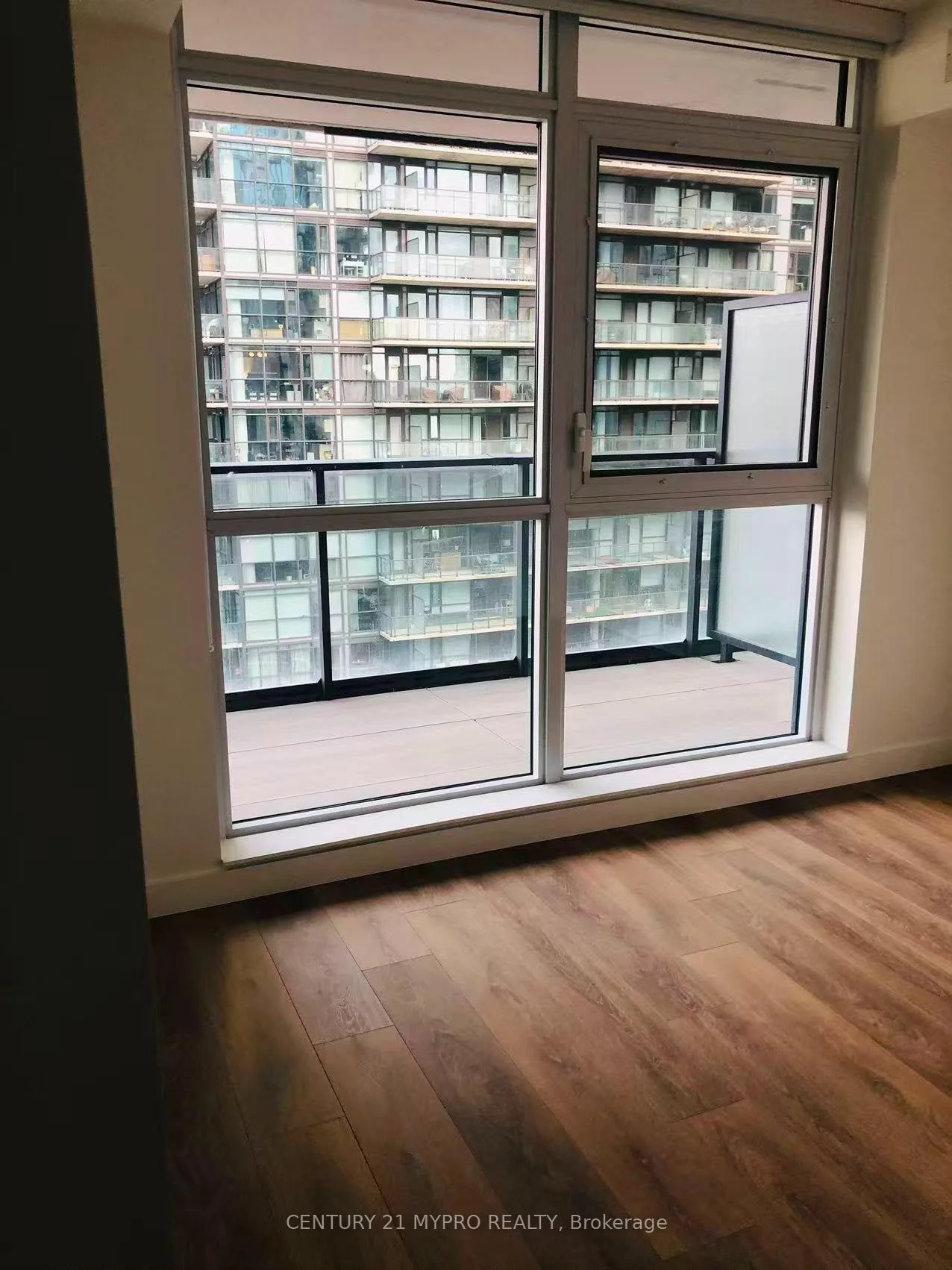 Photo 30 of Unit 2008, 395 Bloor Street E, Toronto, North St. James Town — HOMEH