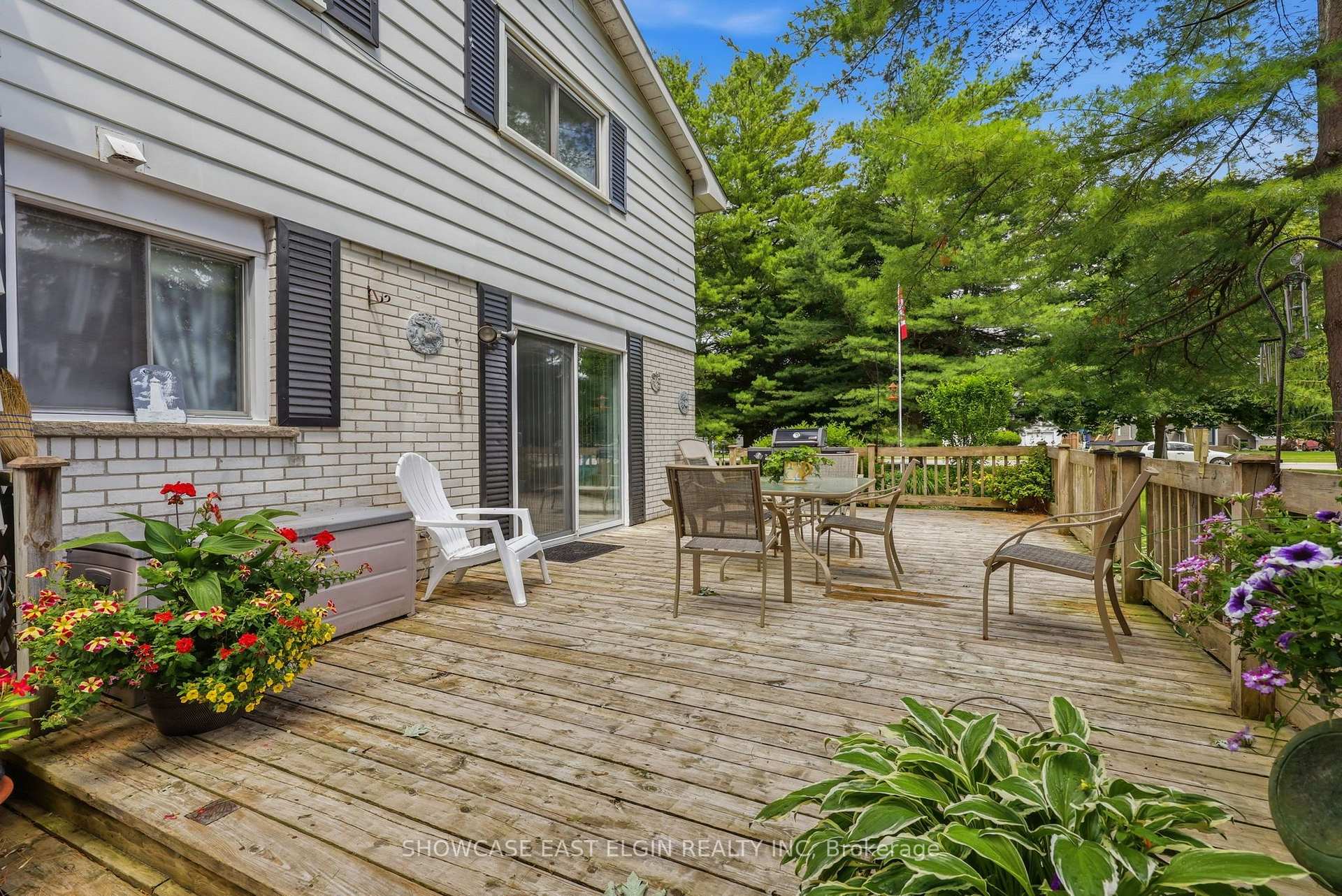 Photo 22 of 10 Pierce Street, Aylmer — HOMEH