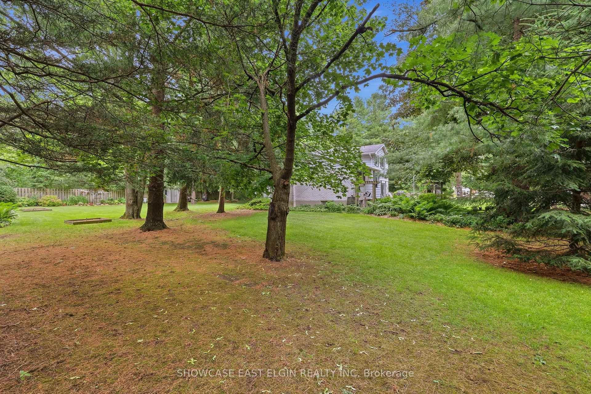 Photo 25 of 10 Pierce Street, Aylmer — HOMEH