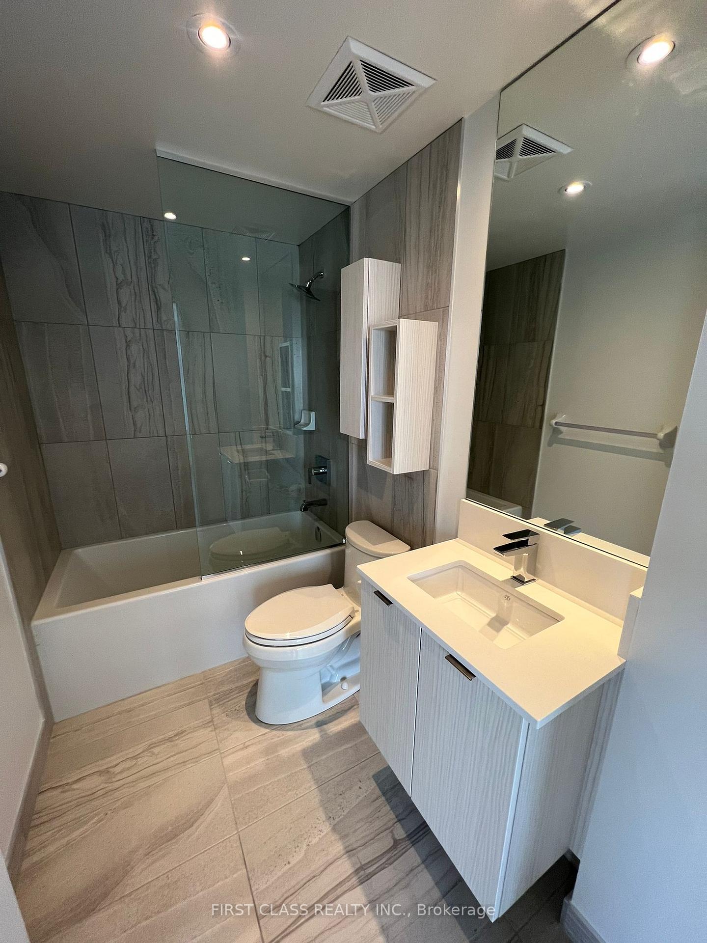 Photo 6 of Unit 2103, 195 Redpath Avenue, Toronto, Mount Pleasant East — HOMEH
