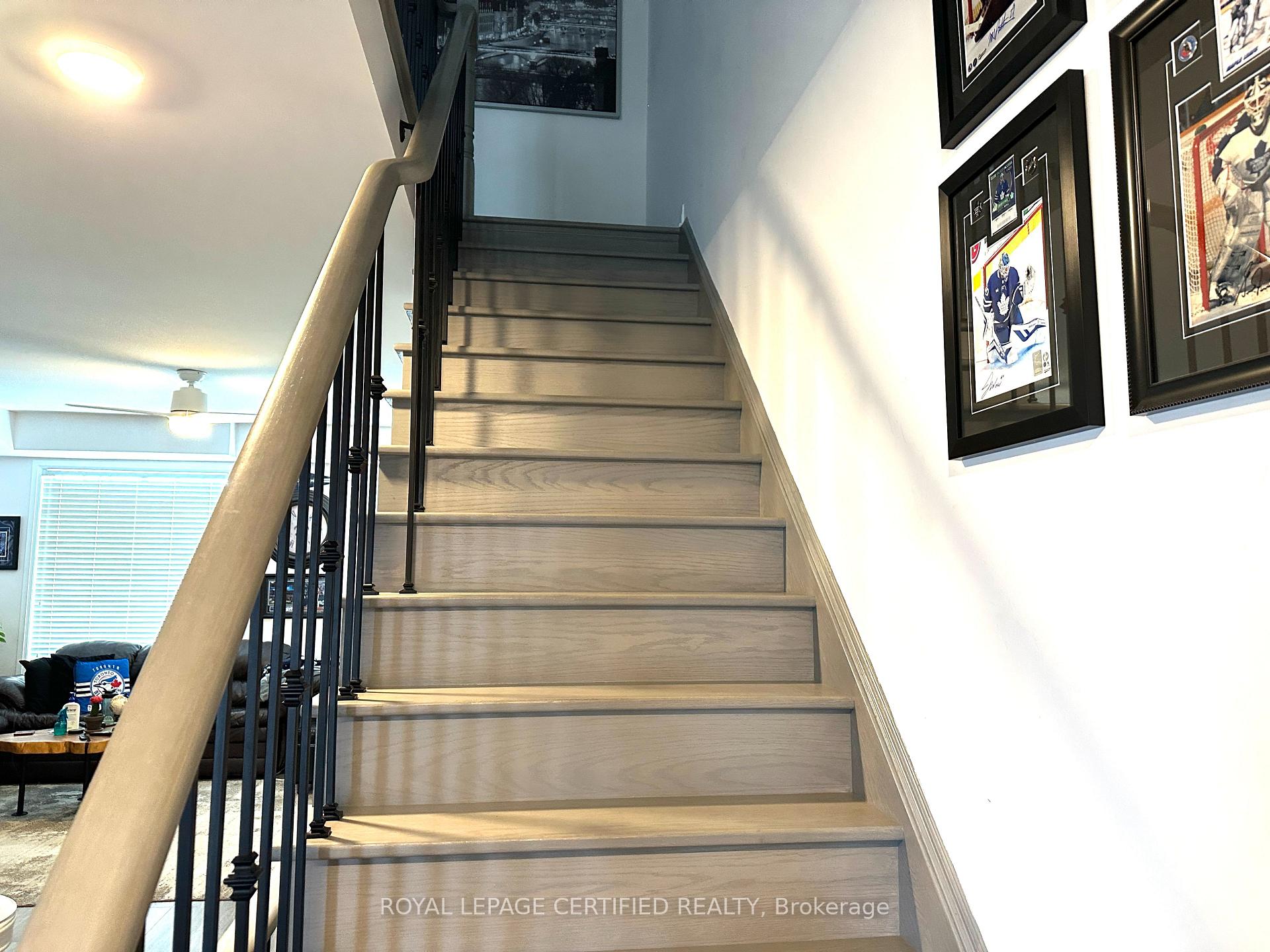 Photo 12 of 14 Ambereen Place, Clarington, Bowmanville — HOMEH