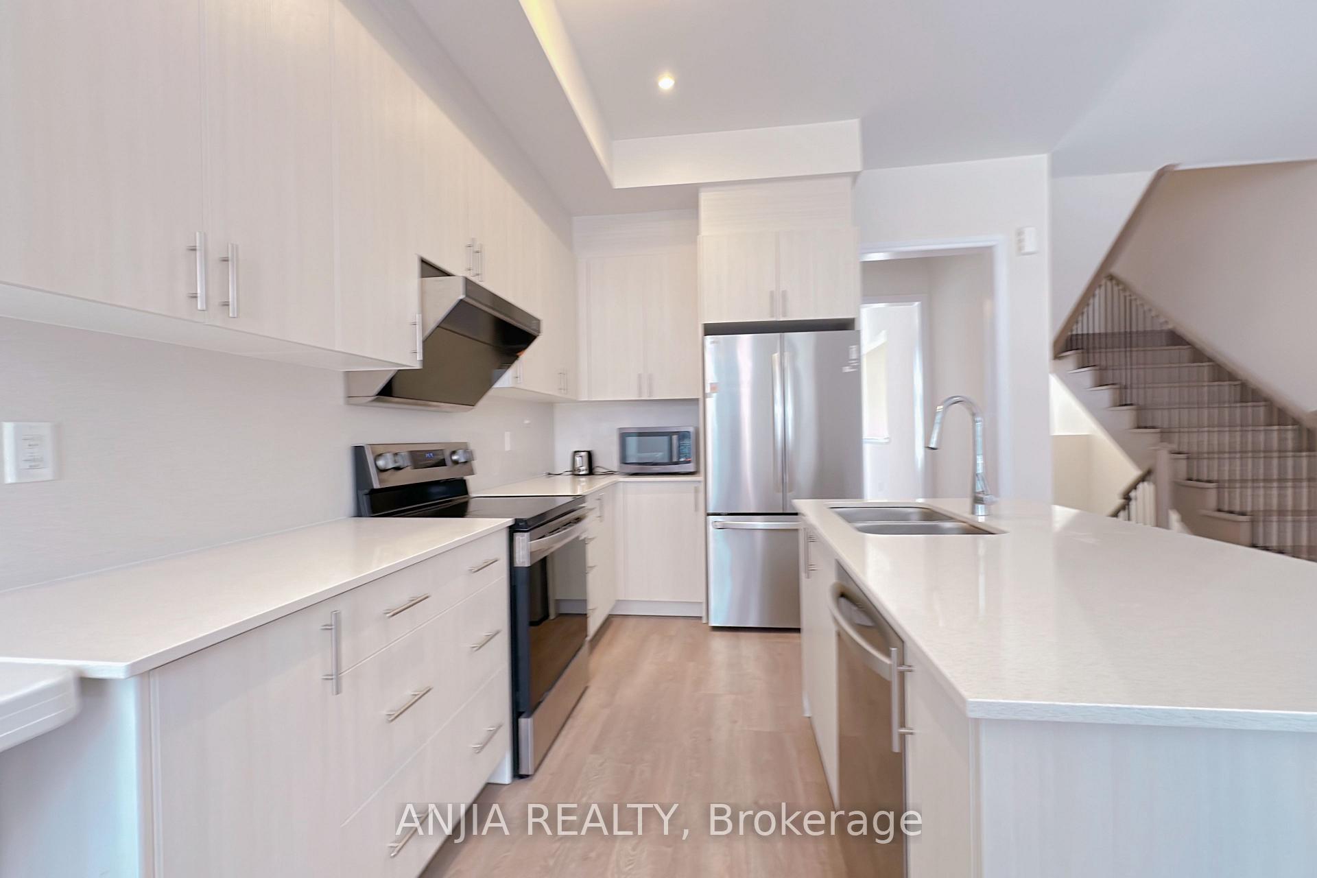 Photo 7 of 10 Tay Lane, Richmond Hill, Rural Richmond Hill — HOMEH