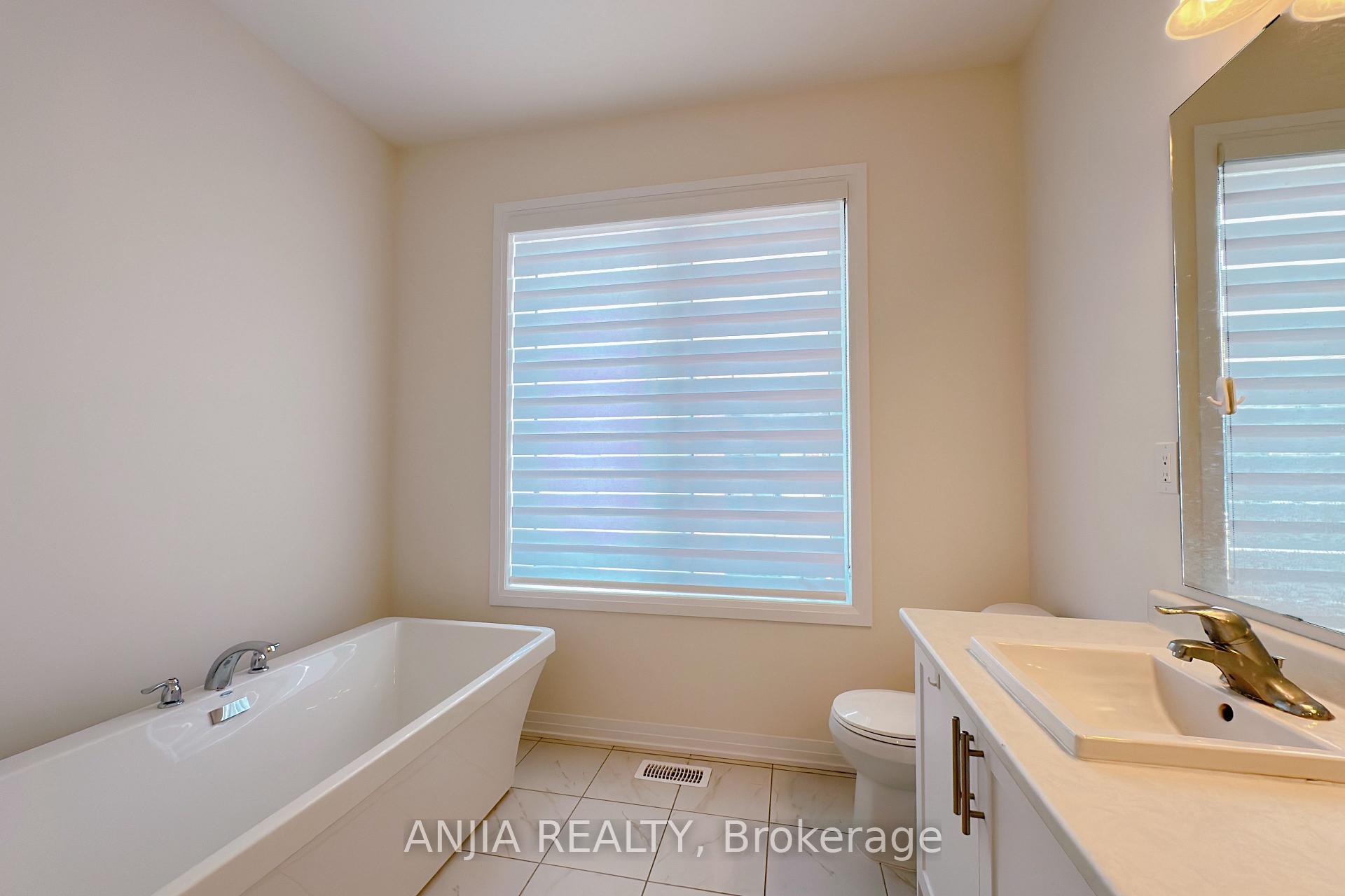 Photo 13 of 10 Tay Lane, Richmond Hill, Rural Richmond Hill — HOMEH