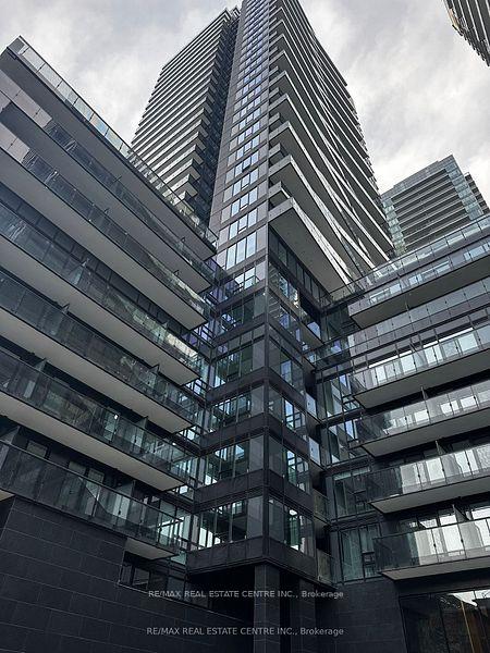 Photo 2 of Unit 306, 117 Broadway Avenue, Toronto, Mount Pleasant West — HOMEH