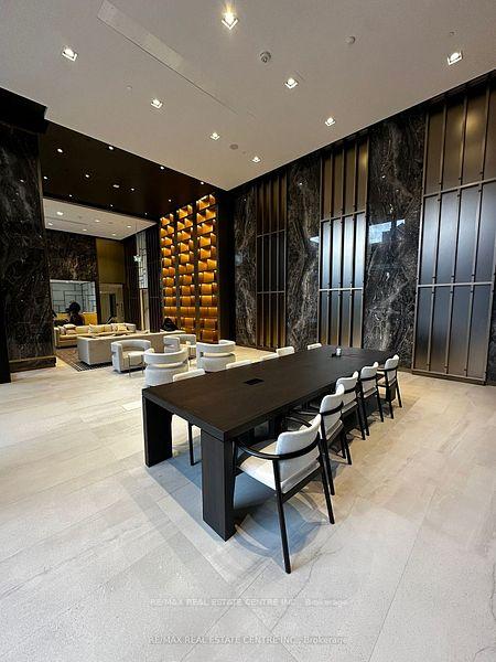 Photo 3 of Unit 306, 117 Broadway Avenue, Toronto, Mount Pleasant West — HOMEH