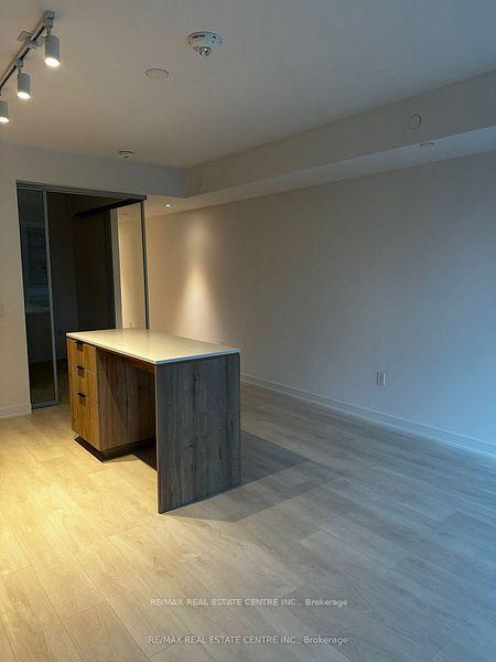 Photo 13 of Unit 306, 117 Broadway Avenue, Toronto, Mount Pleasant West — HOMEH