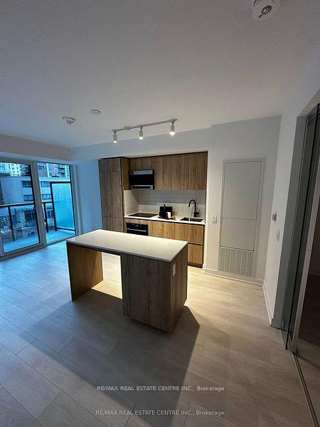 Photo 16 of Unit 306, 117 Broadway Avenue, Toronto, Mount Pleasant West — HOMEH