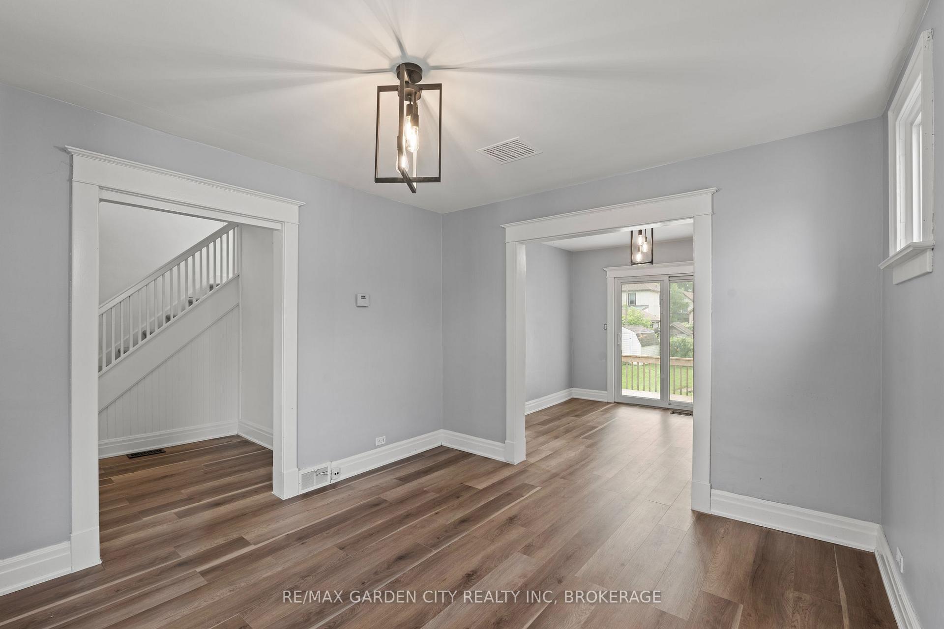 Photo 7 of 6294 Culp Street, Niagara Falls, Dorchester — HOMEH
