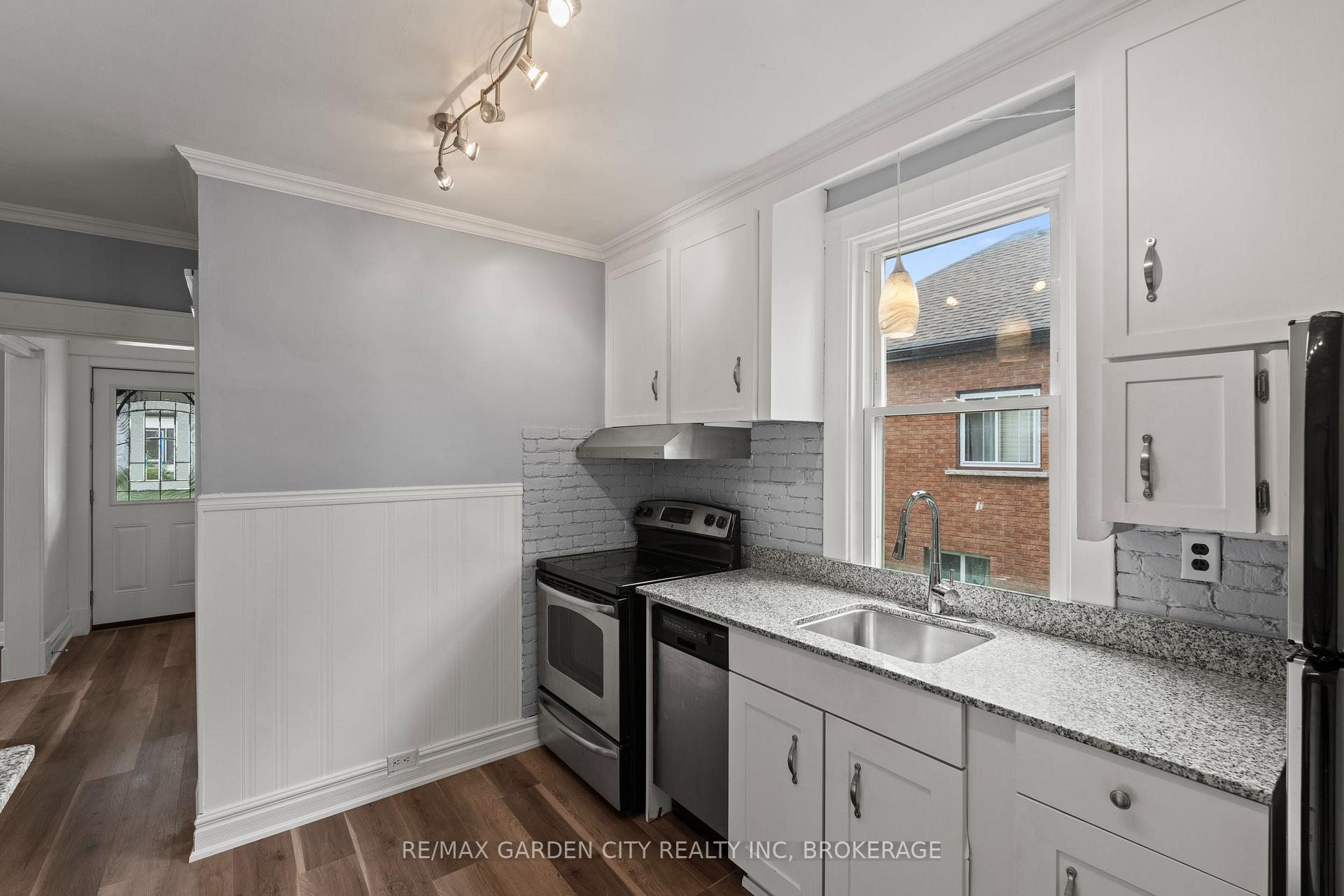 Photo 11 of 6294 Culp Street, Niagara Falls, Dorchester — HOMEH