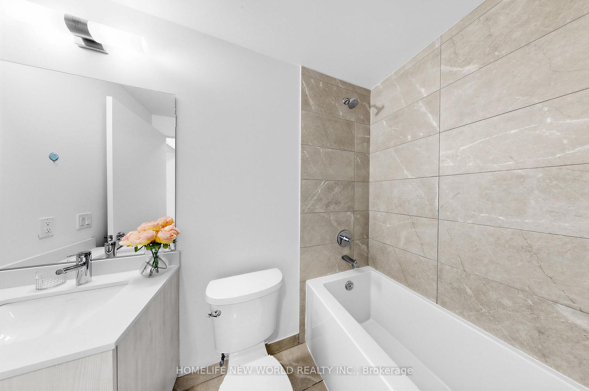 Photo 14 of Unit 933, 2 David Eyer Road, Richmond Hill, Rural Richmond Hill — HOMEH
