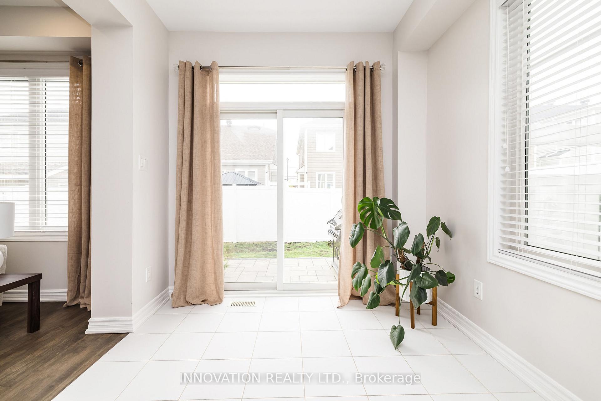 Photo 11 of 191 Equitation Circle, Ottawa, Goulbourn Twp From Franktown Rd/South To Rideau — HOMEH