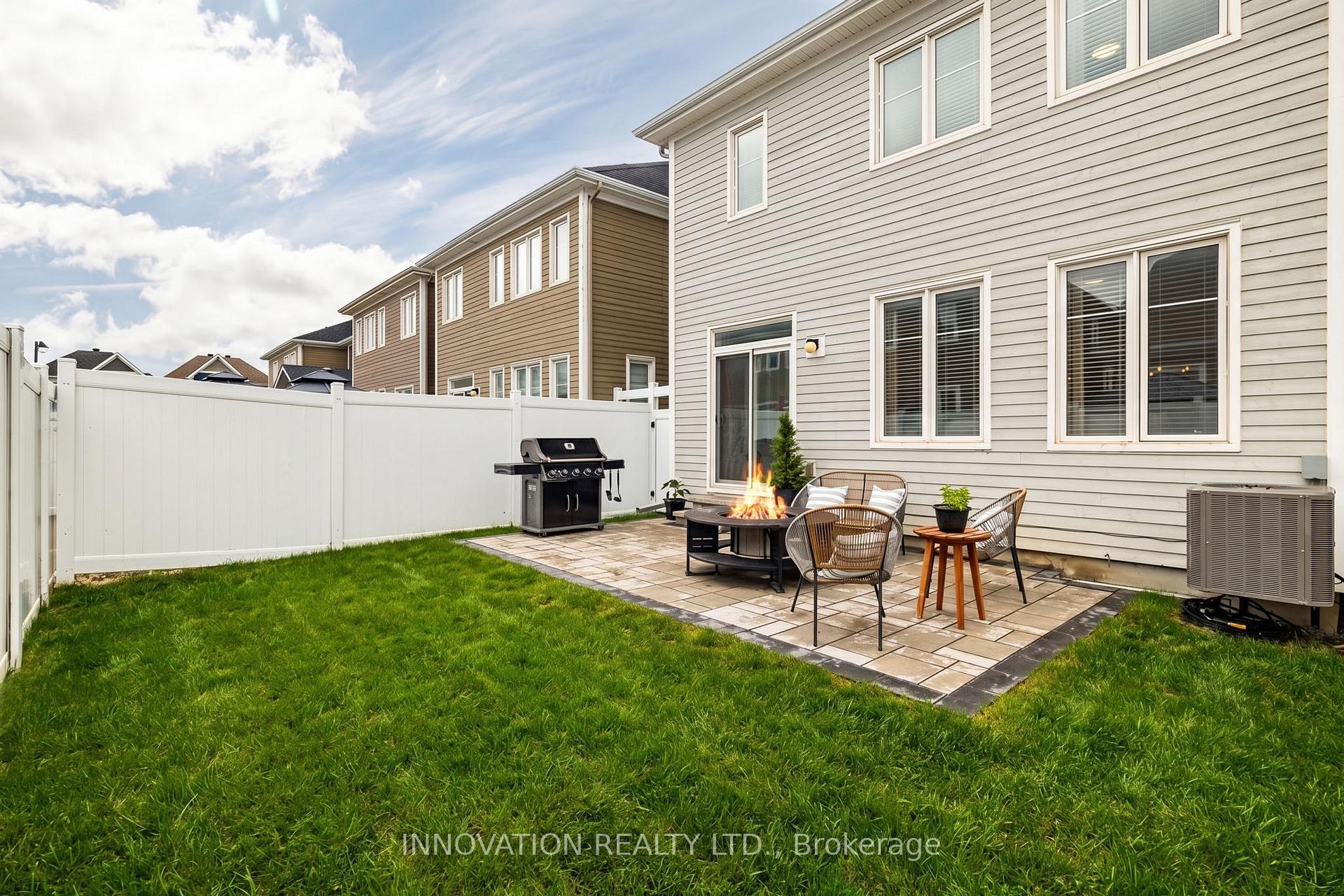 Photo 33 of 191 Equitation Circle, Ottawa, Goulbourn Twp From Franktown Rd/South To Rideau — HOMEH