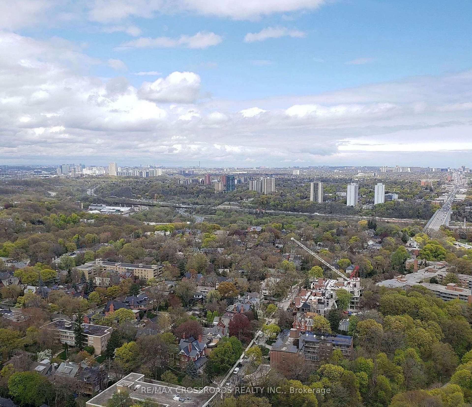 Photo 7 of Unit 3706, 395 Bloor Street E, Toronto, North St. James Town — HOMEH