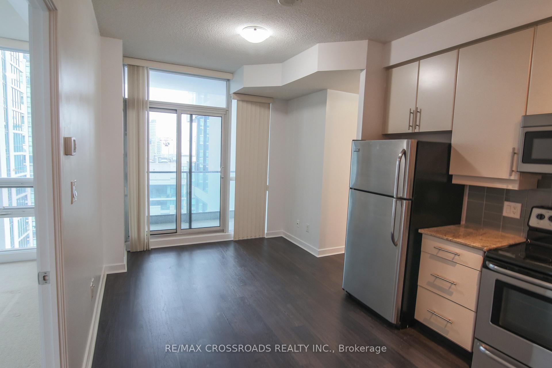 Photo 3 of Unit 3205, 33 Bay Street, Toronto, Waterfront Communities — HOMEH