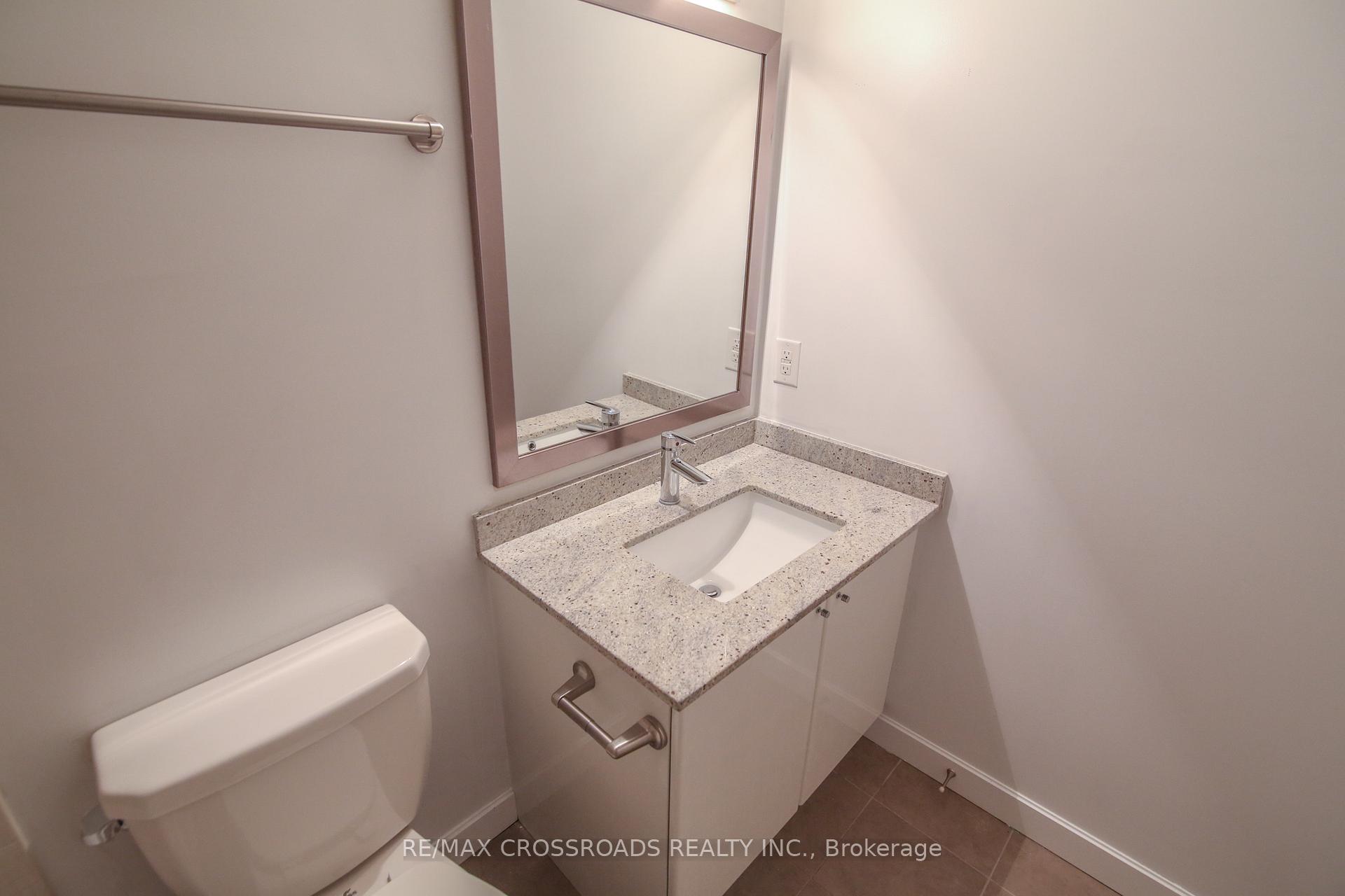 Photo 6 of Unit 3205, 33 Bay Street, Toronto, Waterfront Communities — HOMEH
