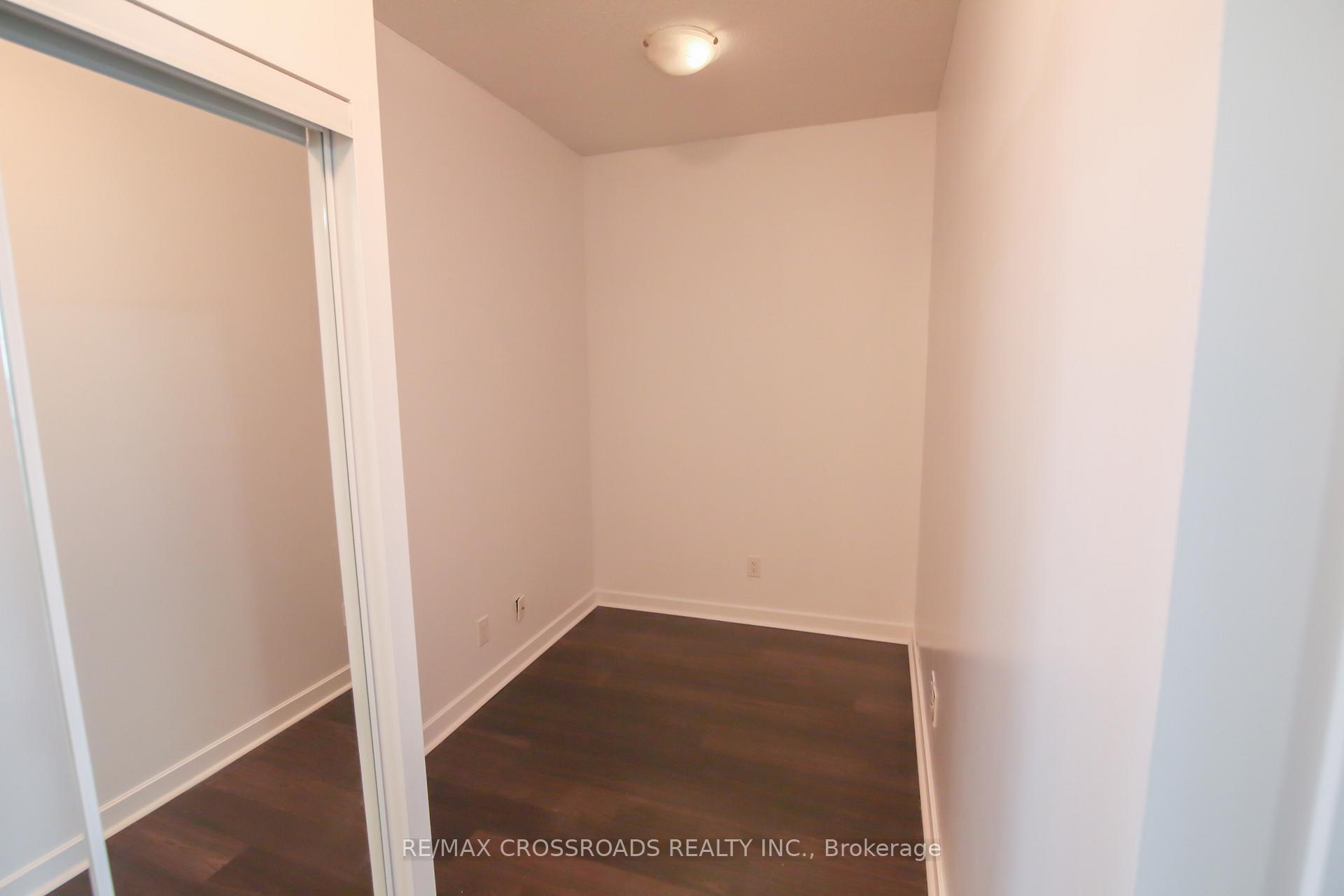 Photo 8 of Unit 3205, 33 Bay Street, Toronto, Waterfront Communities — HOMEH