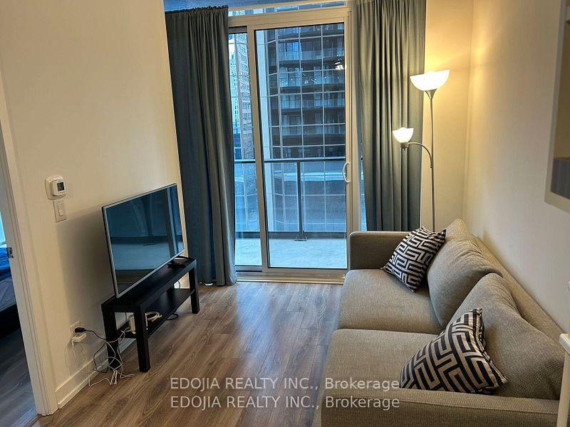 Photo 3 of Unit 503, 20 Edward Street, Toronto, Bay Street Corridor — HOMEH