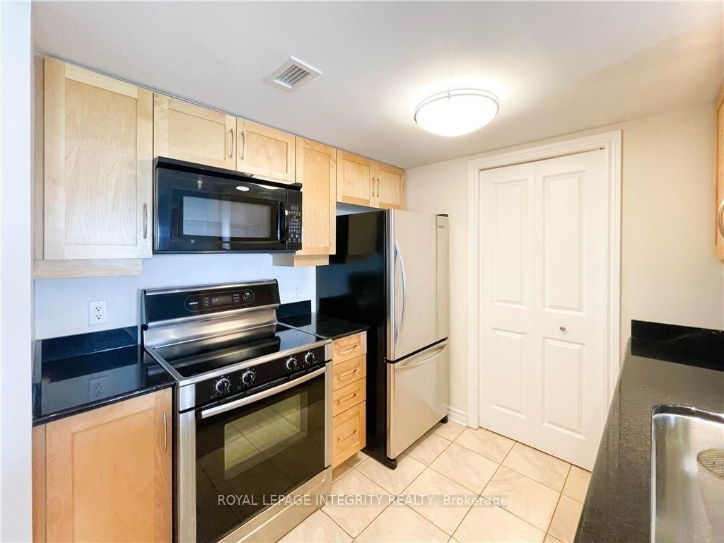Photo 7 of Unit 609, 314 Central Park Drive, Ottawa, Central Park — HOMEH