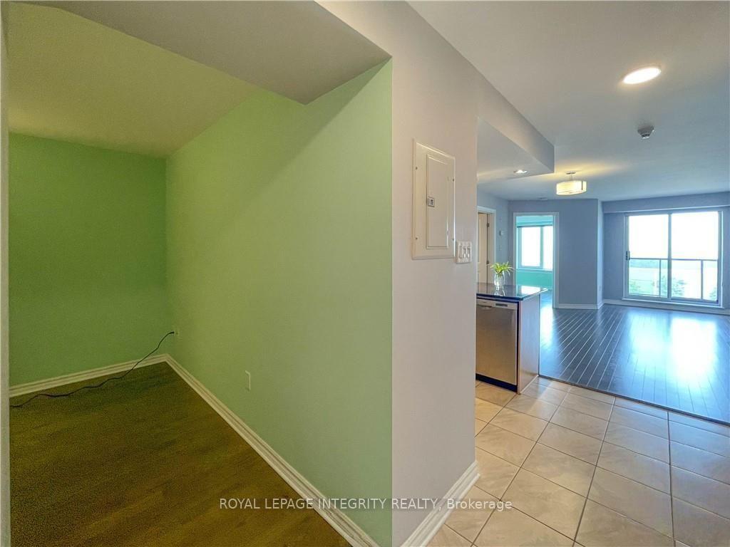Photo 11 of Unit 609, 314 Central Park Drive, Ottawa, Central Park — HOMEH