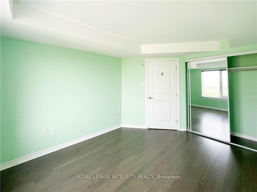 Photo 19 of Unit 609, 314 Central Park Drive, Ottawa, Central Park — HOMEH