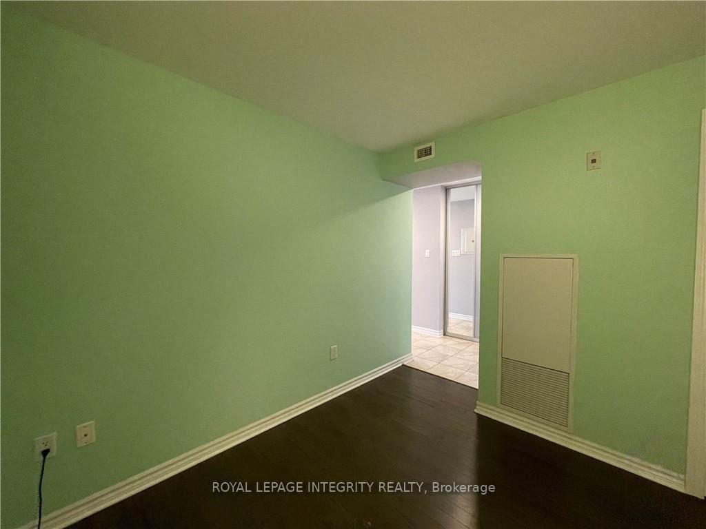 Photo 20 of Unit 609, 314 Central Park Drive, Ottawa, Central Park — HOMEH