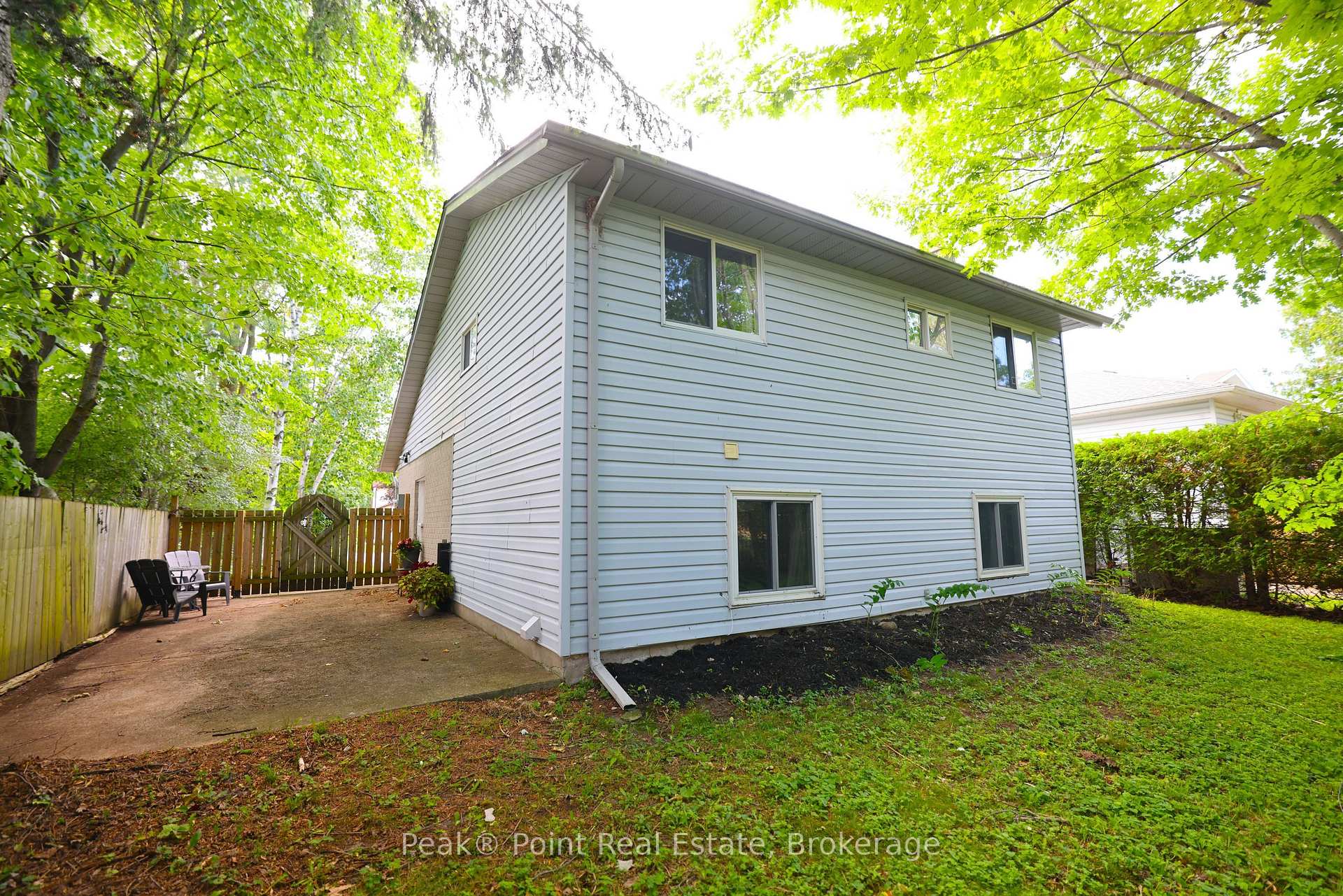 Photo 8 of 2105 8th Avenue E, Owen Sound — HOMEH