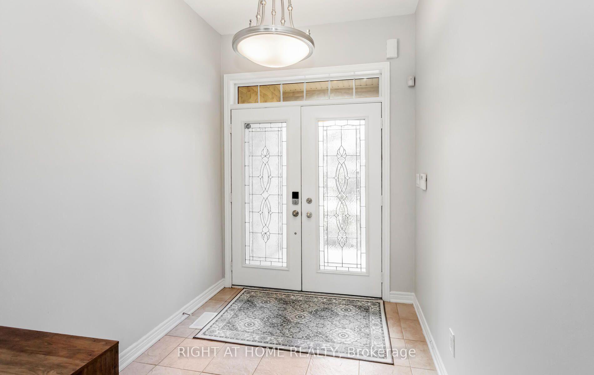 Photo 3 of 2419 Wasaga Drive, Oakville, Joshua Creek — HOMEH
