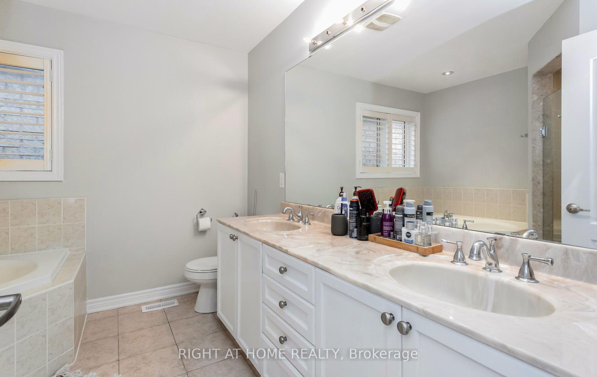 Photo 19 of 2419 Wasaga Drive, Oakville, Joshua Creek — HOMEH