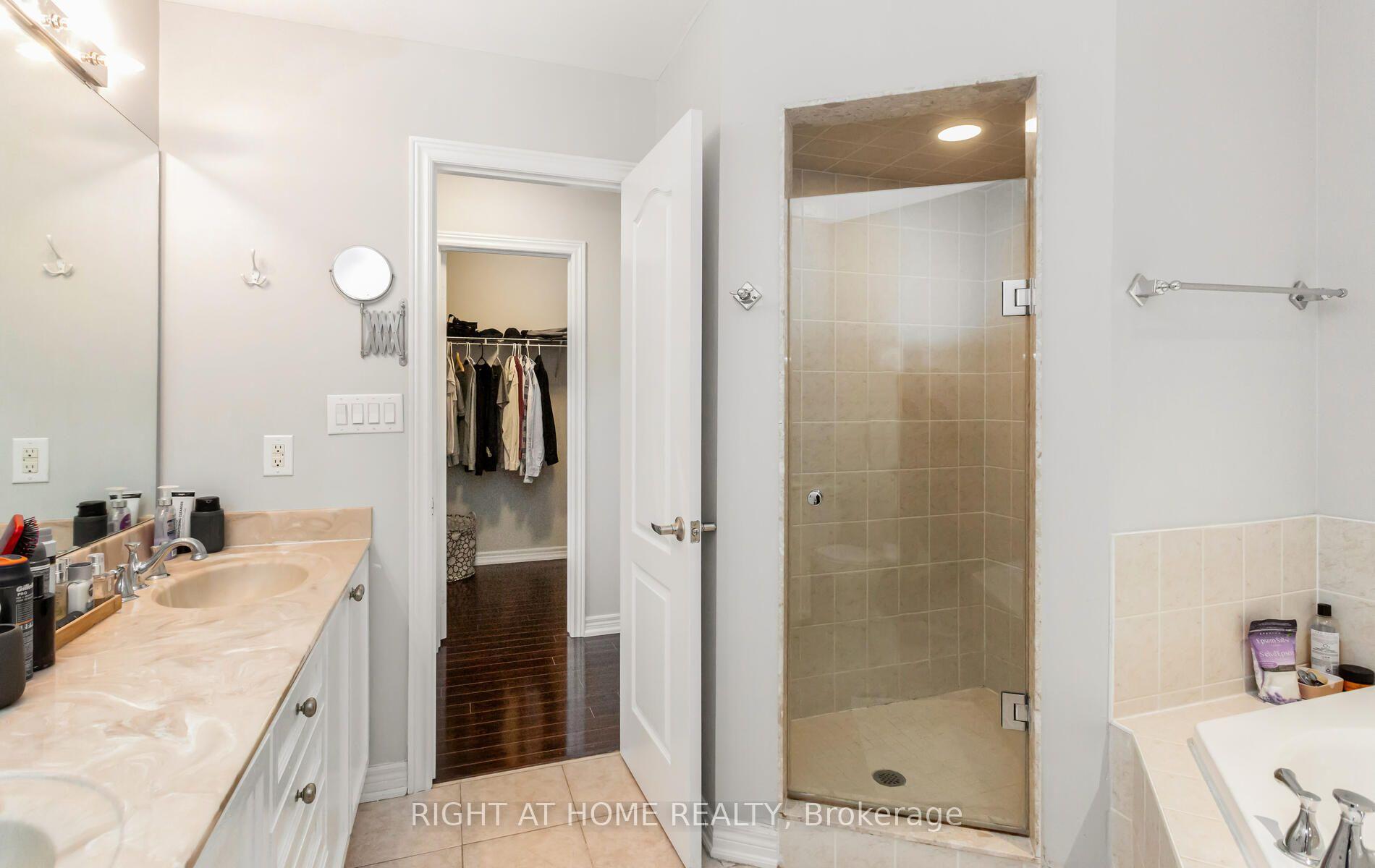 Photo 28 of 2419 Wasaga Drive, Oakville, Joshua Creek — HOMEH