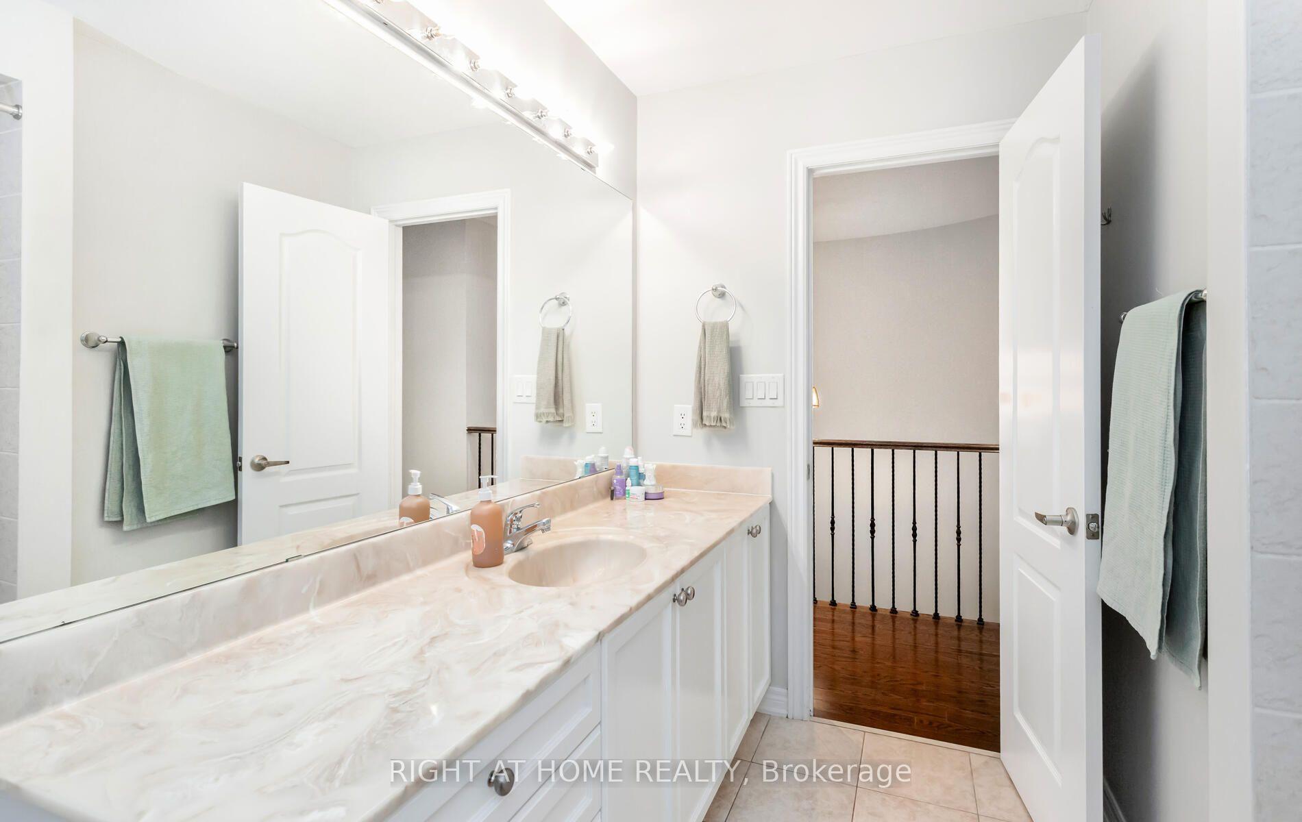 Photo 30 of 2419 Wasaga Drive, Oakville, Joshua Creek — HOMEH