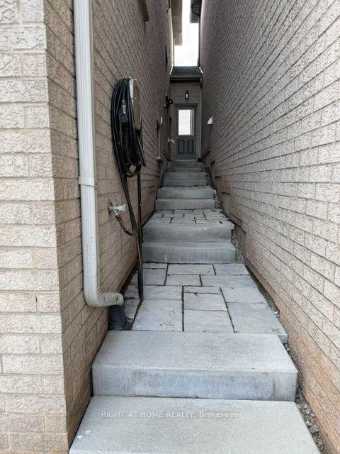 Photo 41 of 2419 Wasaga Drive, Oakville, Joshua Creek — HOMEH