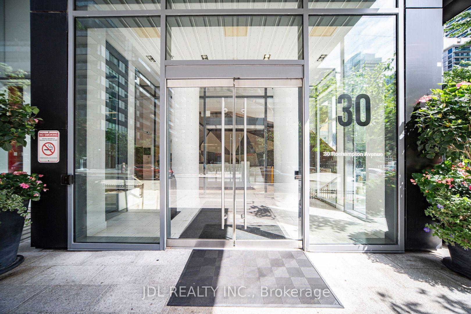 Photo 2 of Unit 2309, 30 Roehampton Avenue, Toronto, Mount Pleasant West — HOMEH