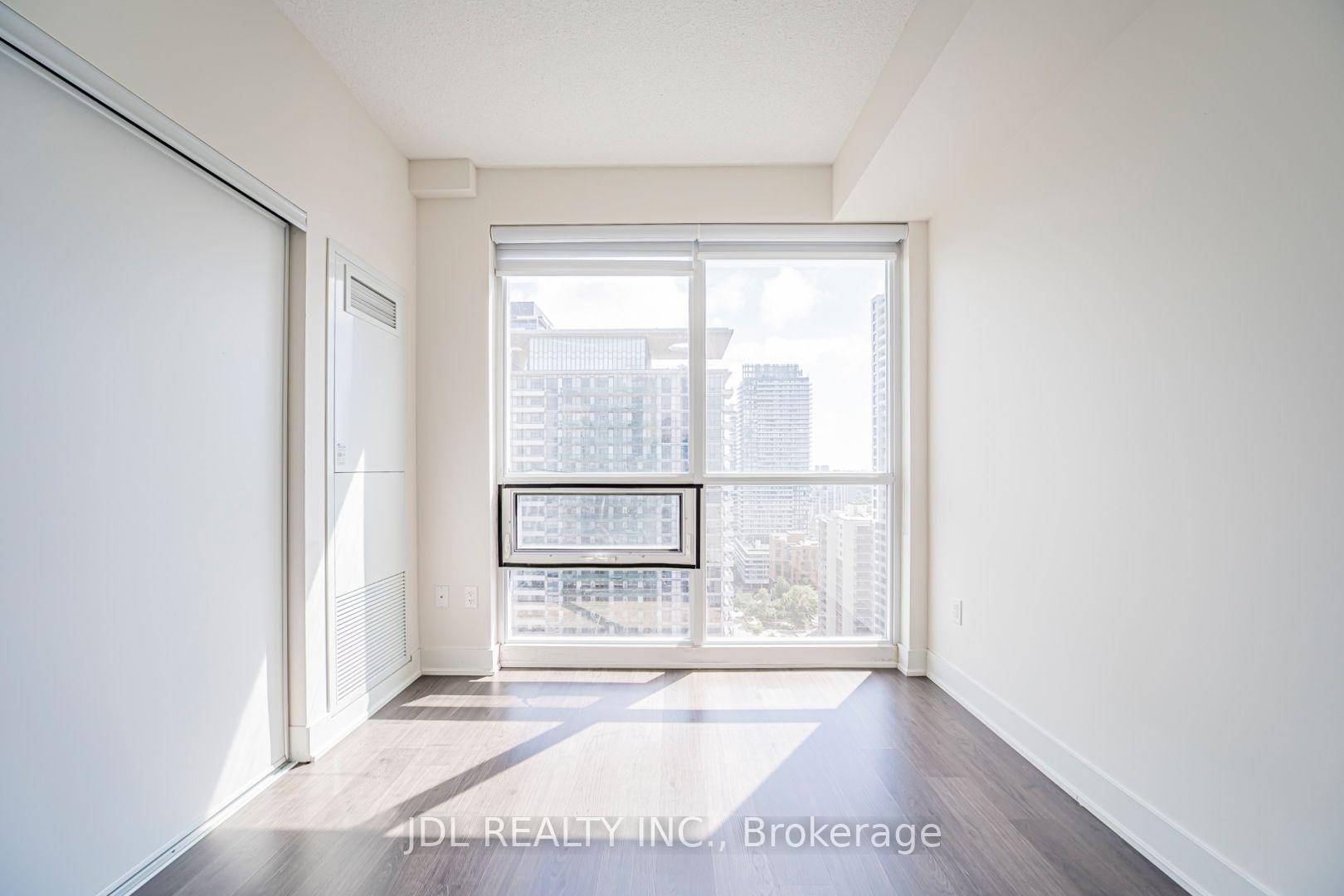 Photo 10 of Unit 2309, 30 Roehampton Avenue, Toronto, Mount Pleasant West — HOMEH