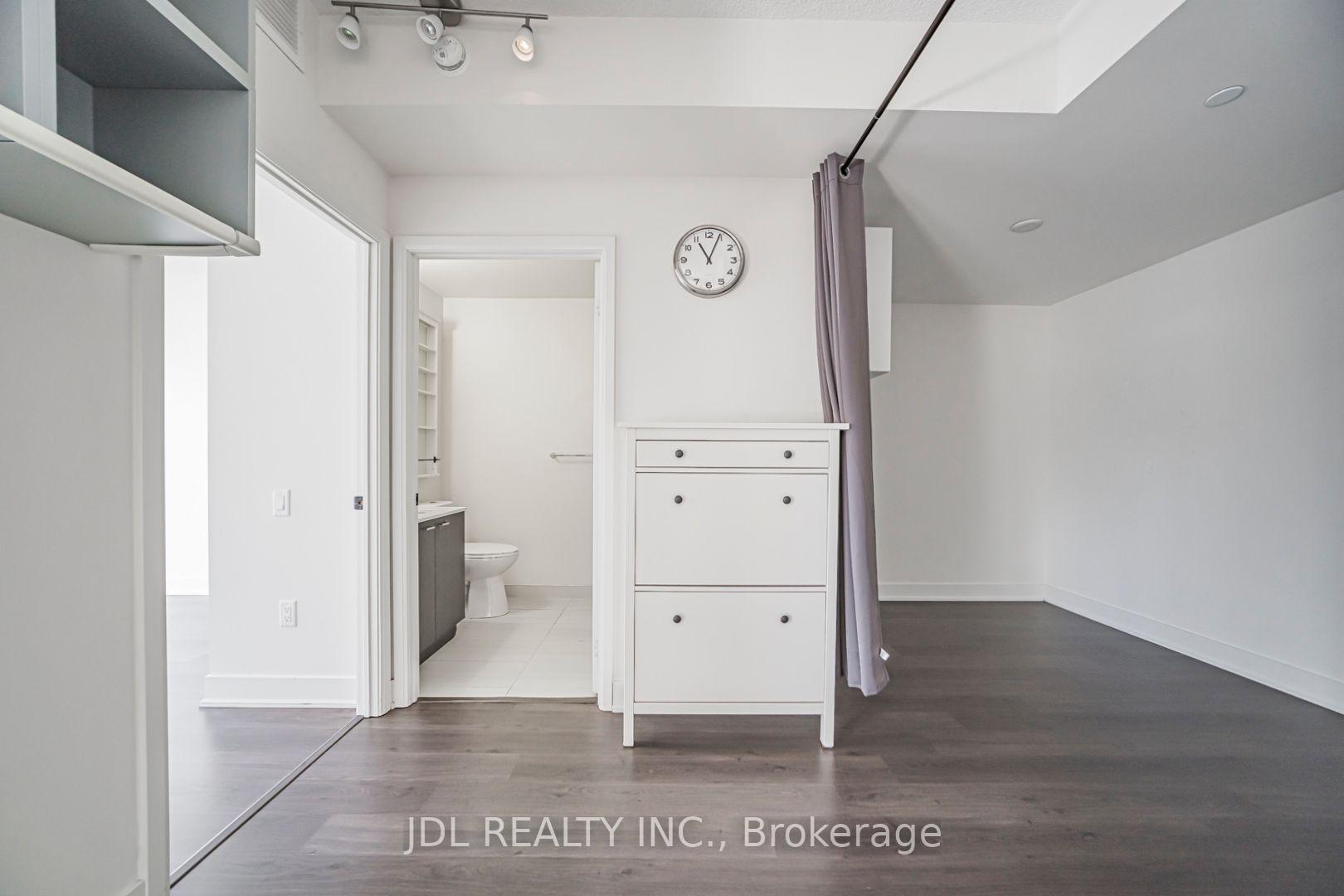 Photo 11 of Unit 2309, 30 Roehampton Avenue, Toronto, Mount Pleasant West — HOMEH
